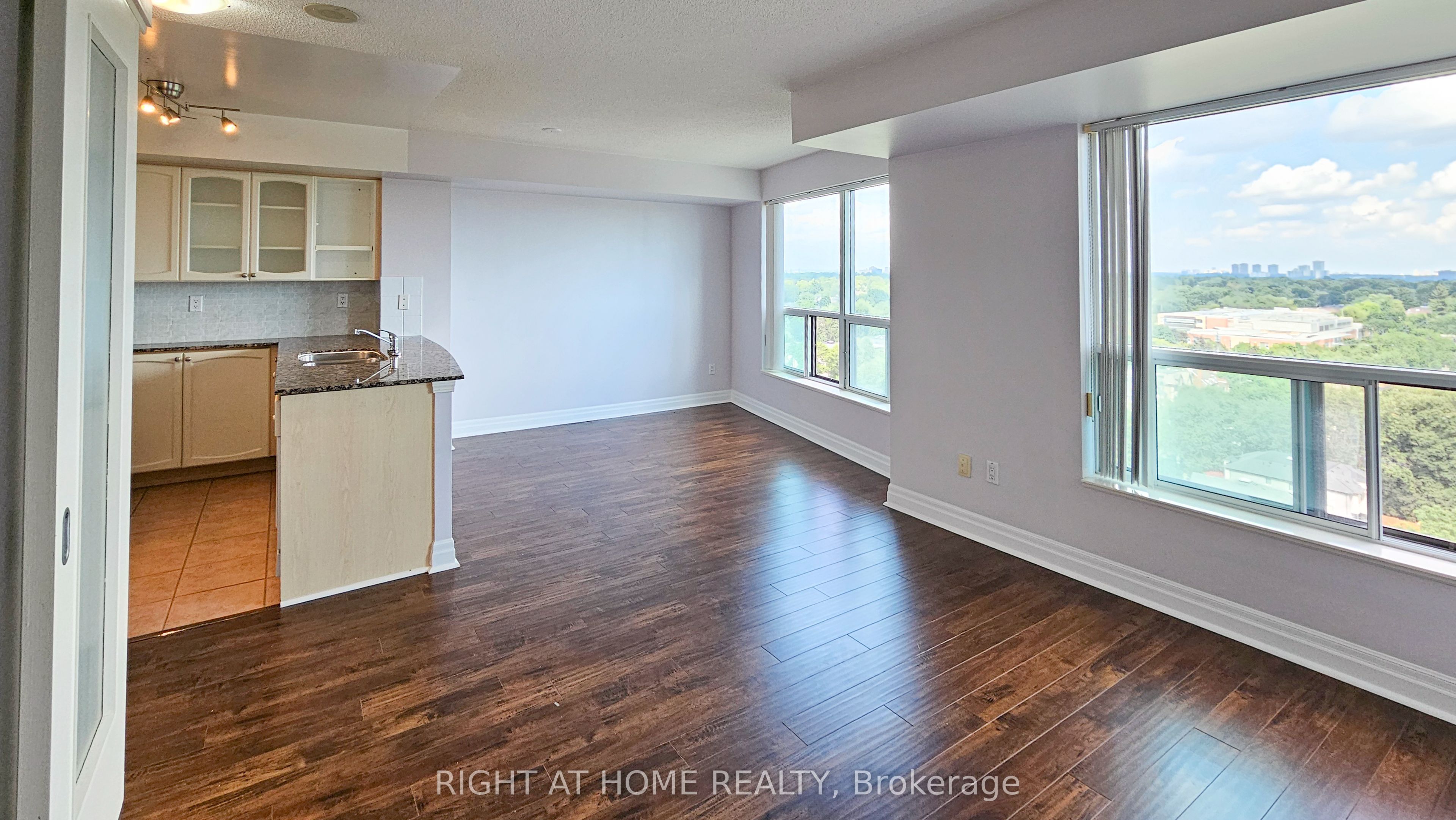 188 Doris Avenue 1510, Toronto, ON M2N 6Z5 photo 5