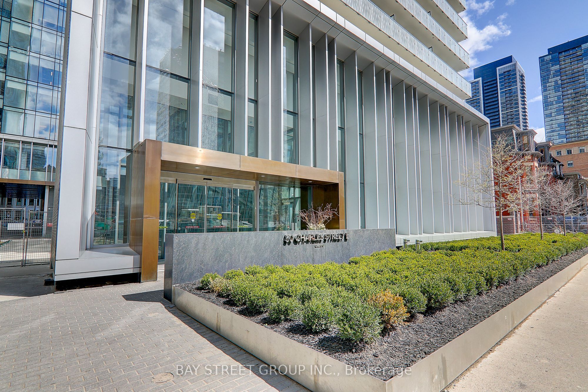 50 Charles Street E 910, Toronto, ON M4Y 0C3 photo 3
