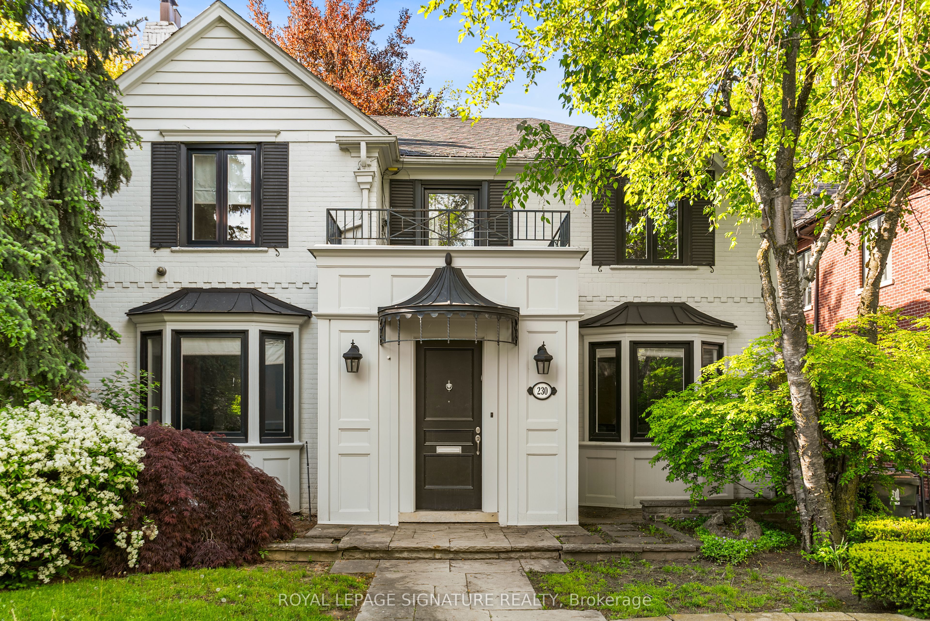 230 Strathallan Wood, Toronto, ON M5N 1T4 photo 4