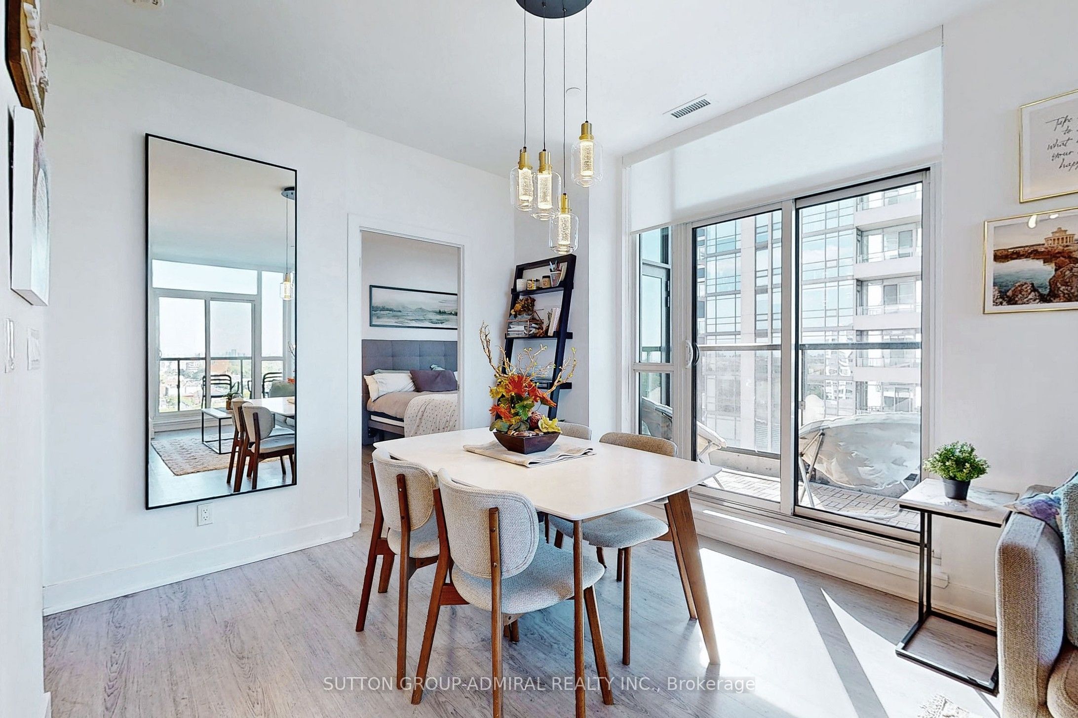 1486 Bathurst Street 907, Toronto, ON M5P 3G9 photo 4