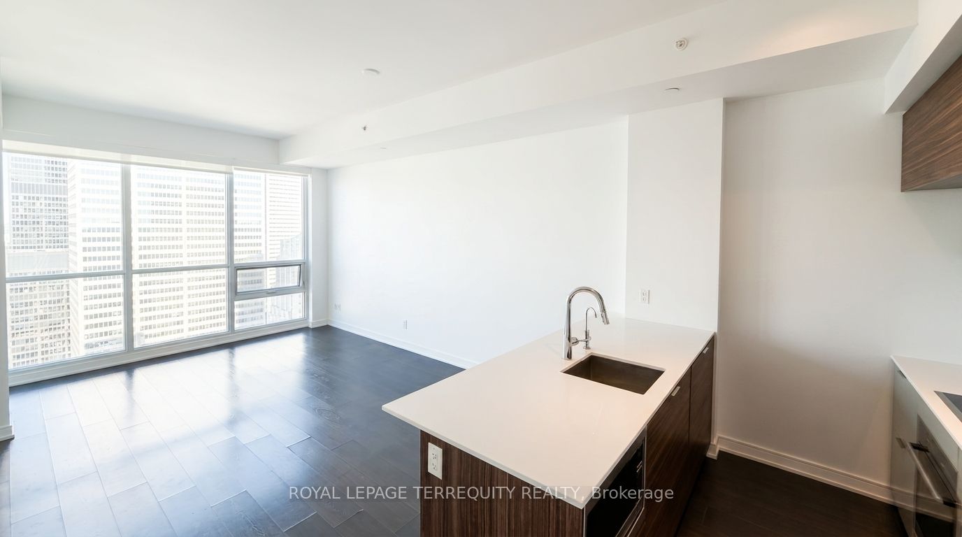 88 Scott Street 4707, Toronto, ON M5E 0A9 photo 3