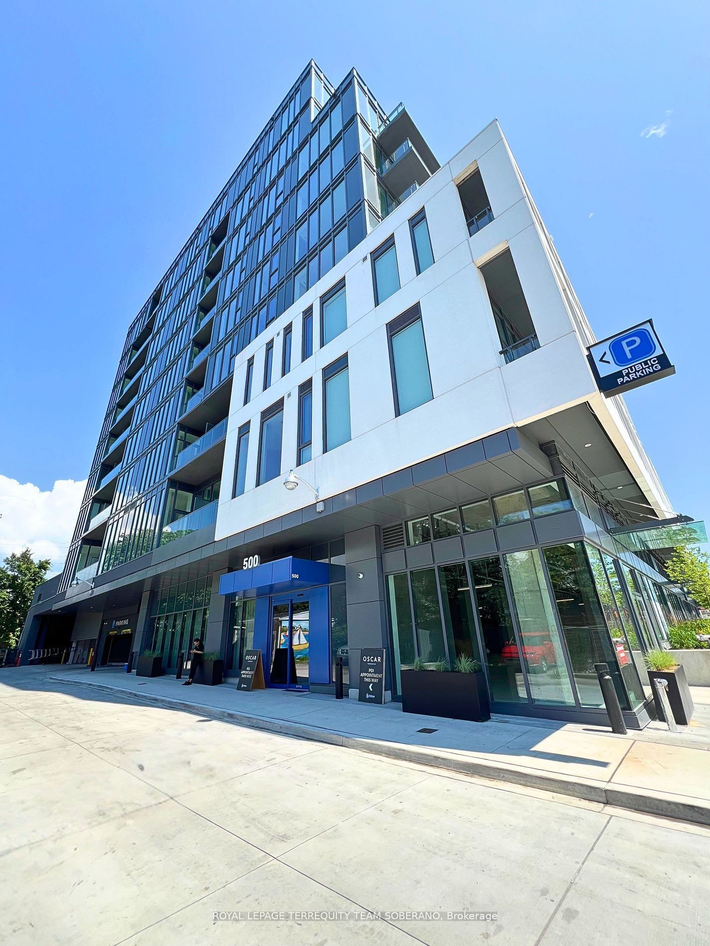 500 Dupont Street 721, Toronto, ON M6G 0B8