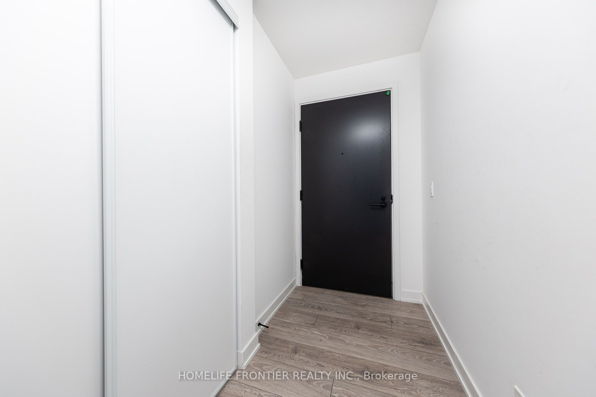 108 Peter Street 4702, Toronto, ON M5V 2G7 photo 2