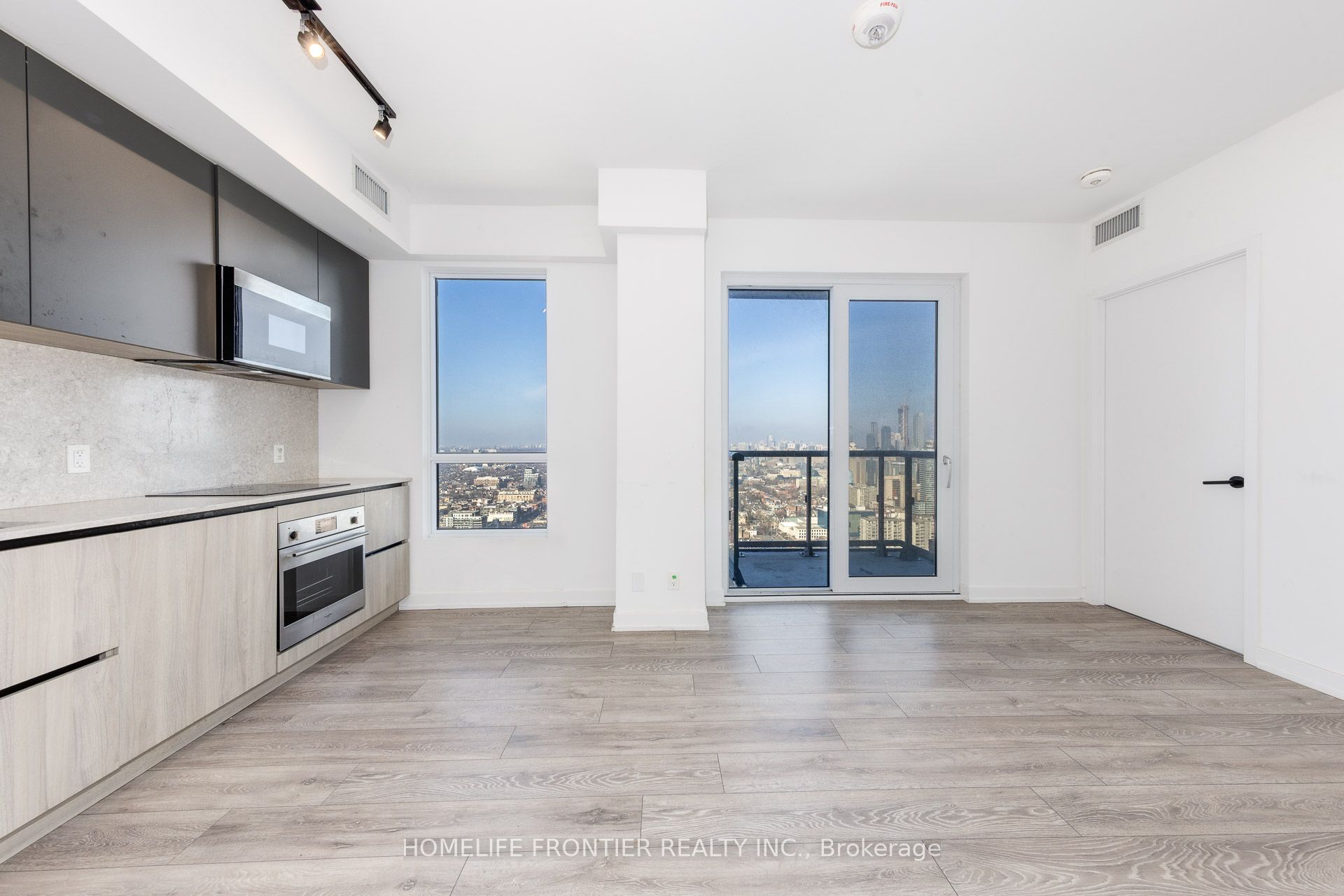 108 Peter Street 4702, Toronto, ON M5V 2G7 photo 4