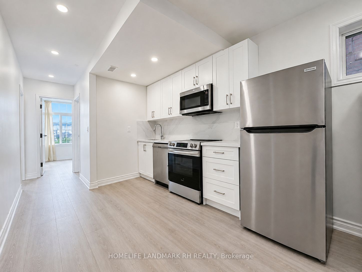 414 Dundas Street W 201A, Toronto, ON M5T 1G7 photo 2