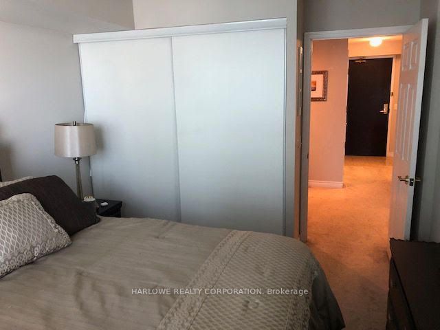 30 Grand Trunk Crescent 2805, Toronto, ON M5J 3A4 photo 5