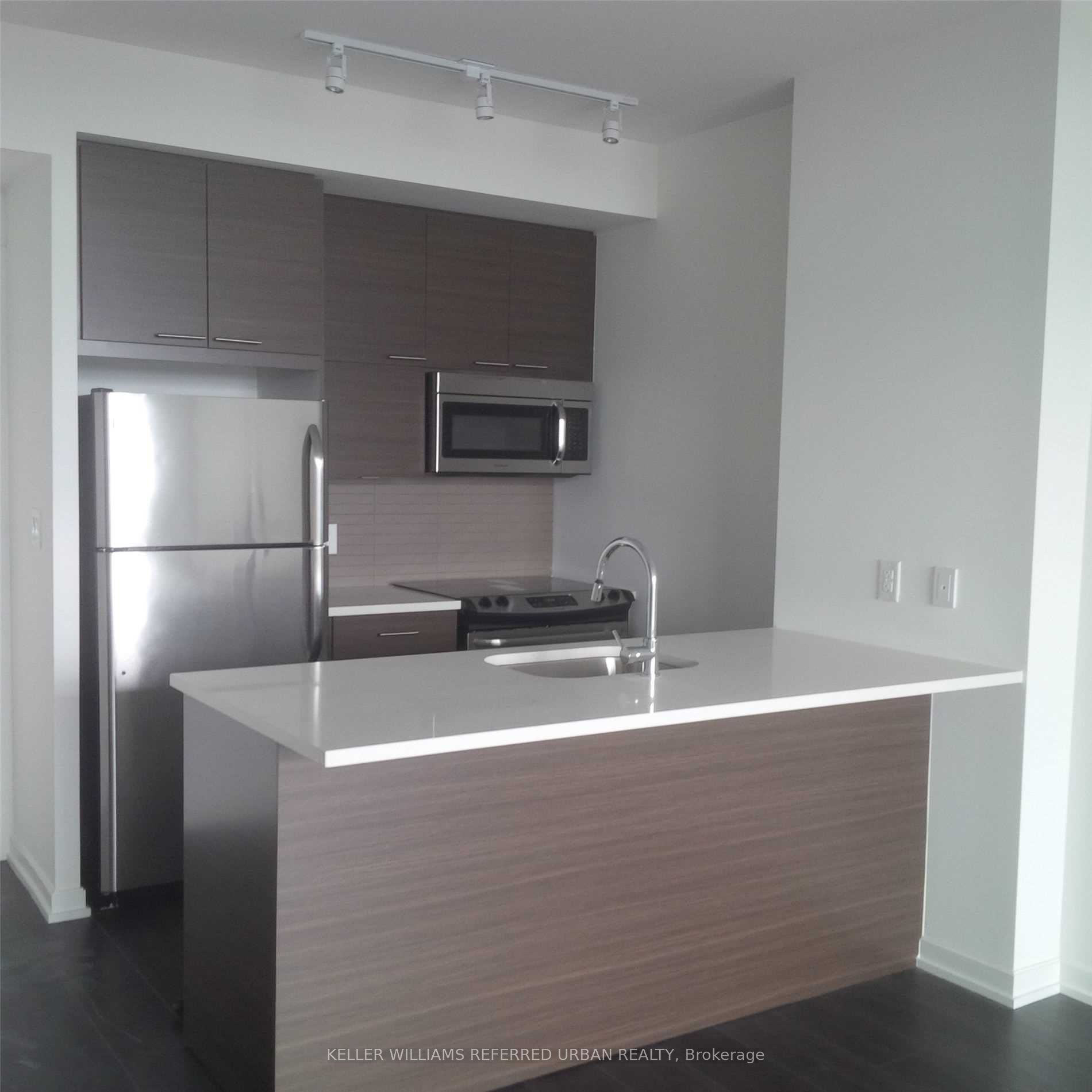 66 Forest Manor Road 2405, Toronto, ON M2J 1M6 photo 3