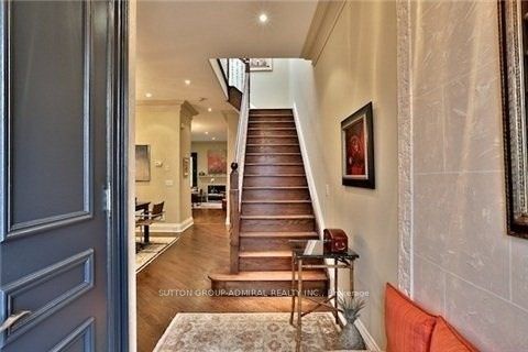 312 Broadway Avenue, Toronto, ON M4P 1W3 photo 2