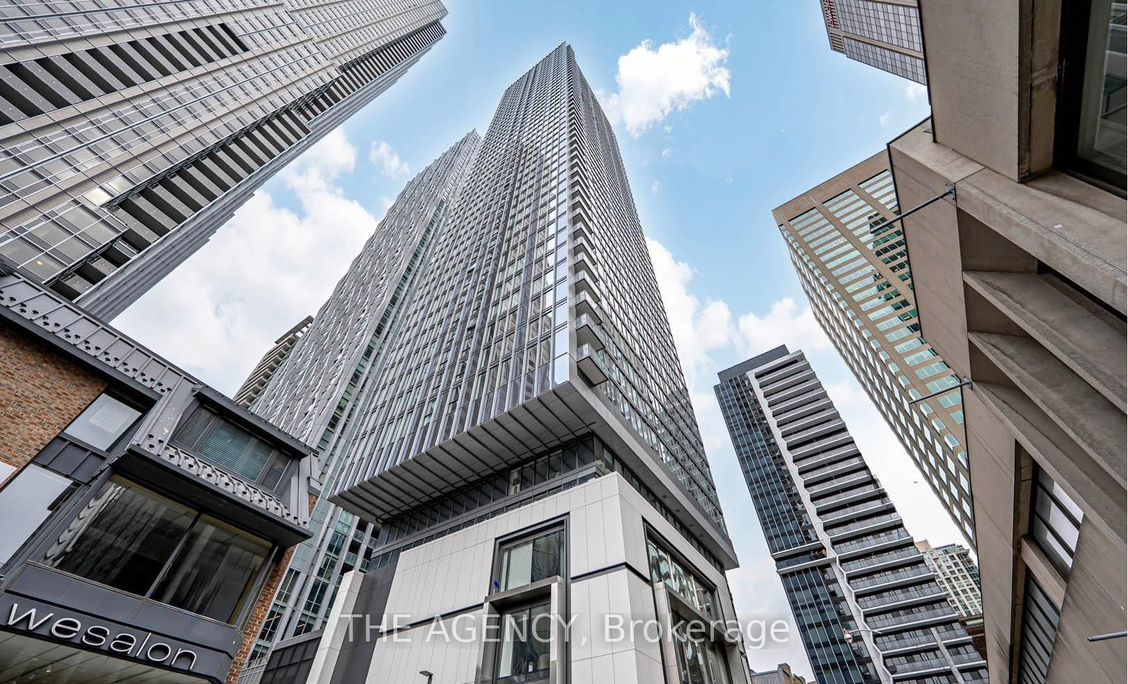 8 Cumberland Street 703, Toronto, ON M4W 0B6