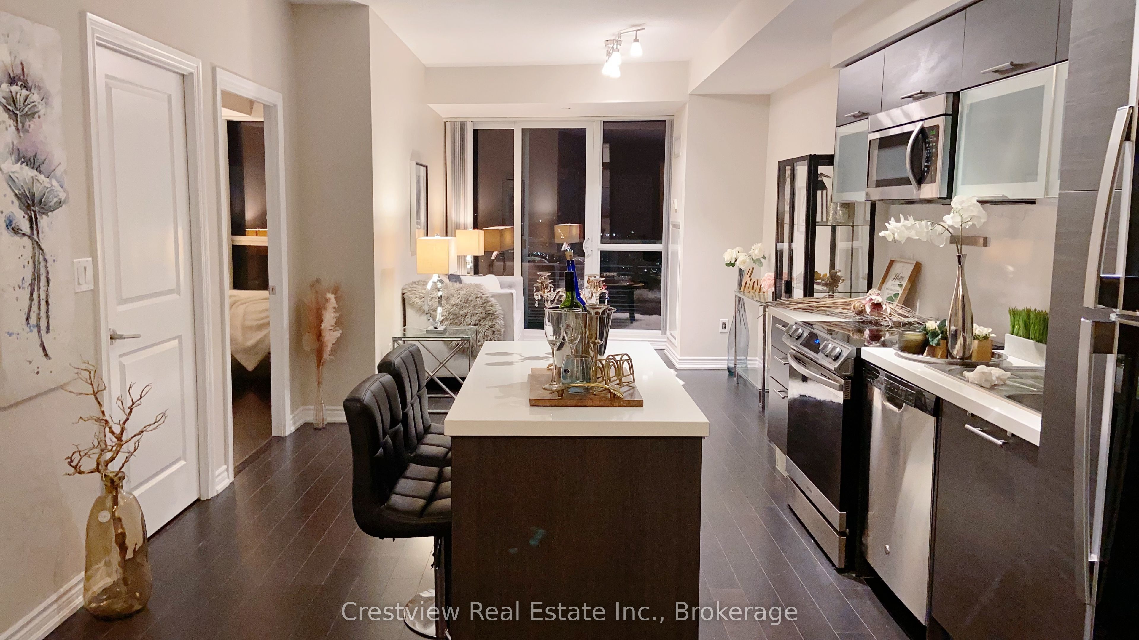 386 Yonge Street 4505, Toronto, ON M5B 0A5