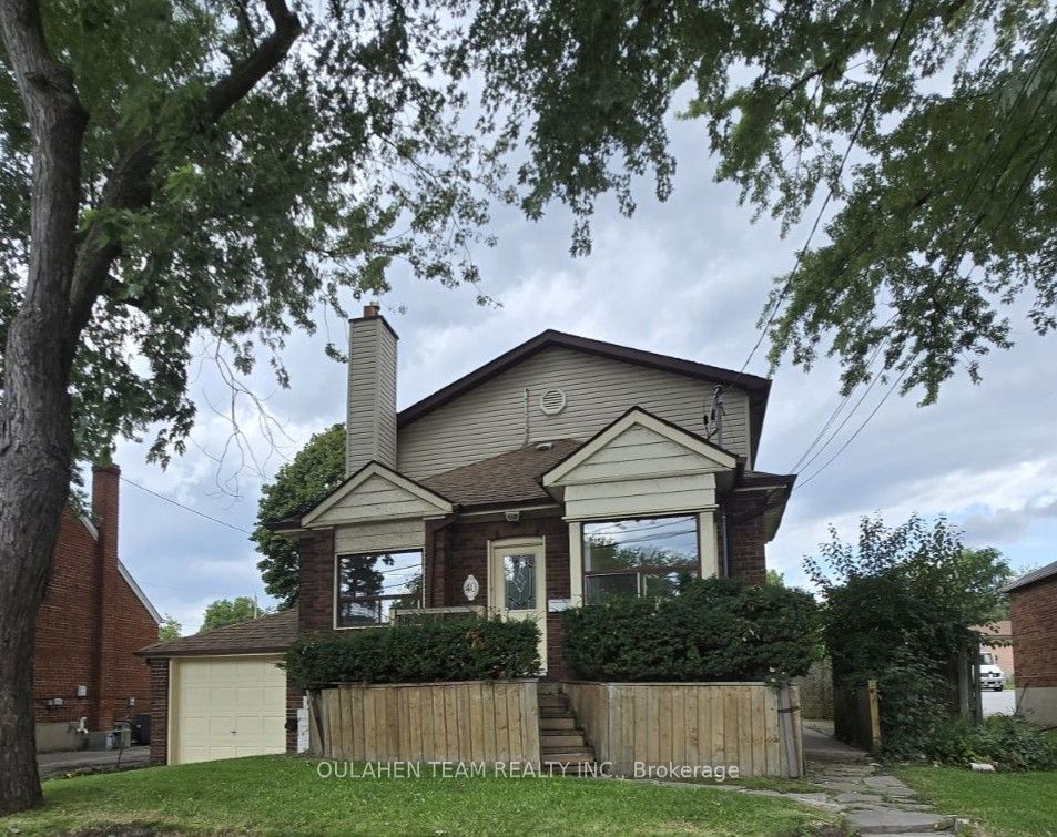 40 Finch Avenue W, Toronto, ON M2N 2G9