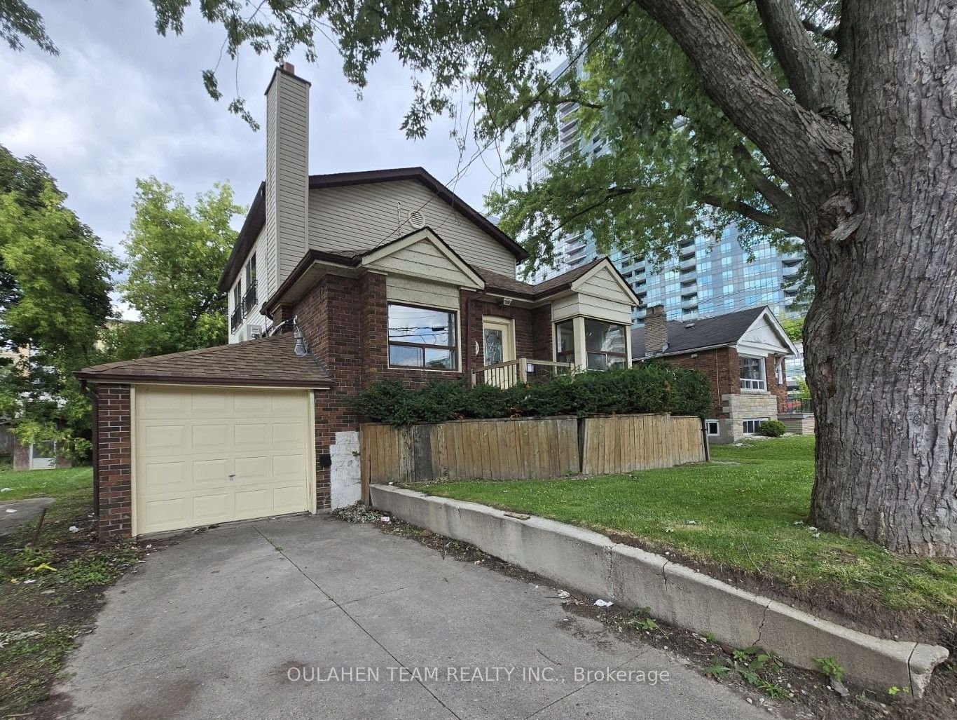 40 Finch Avenue W, Toronto, ON M2N 2G9 photo 2