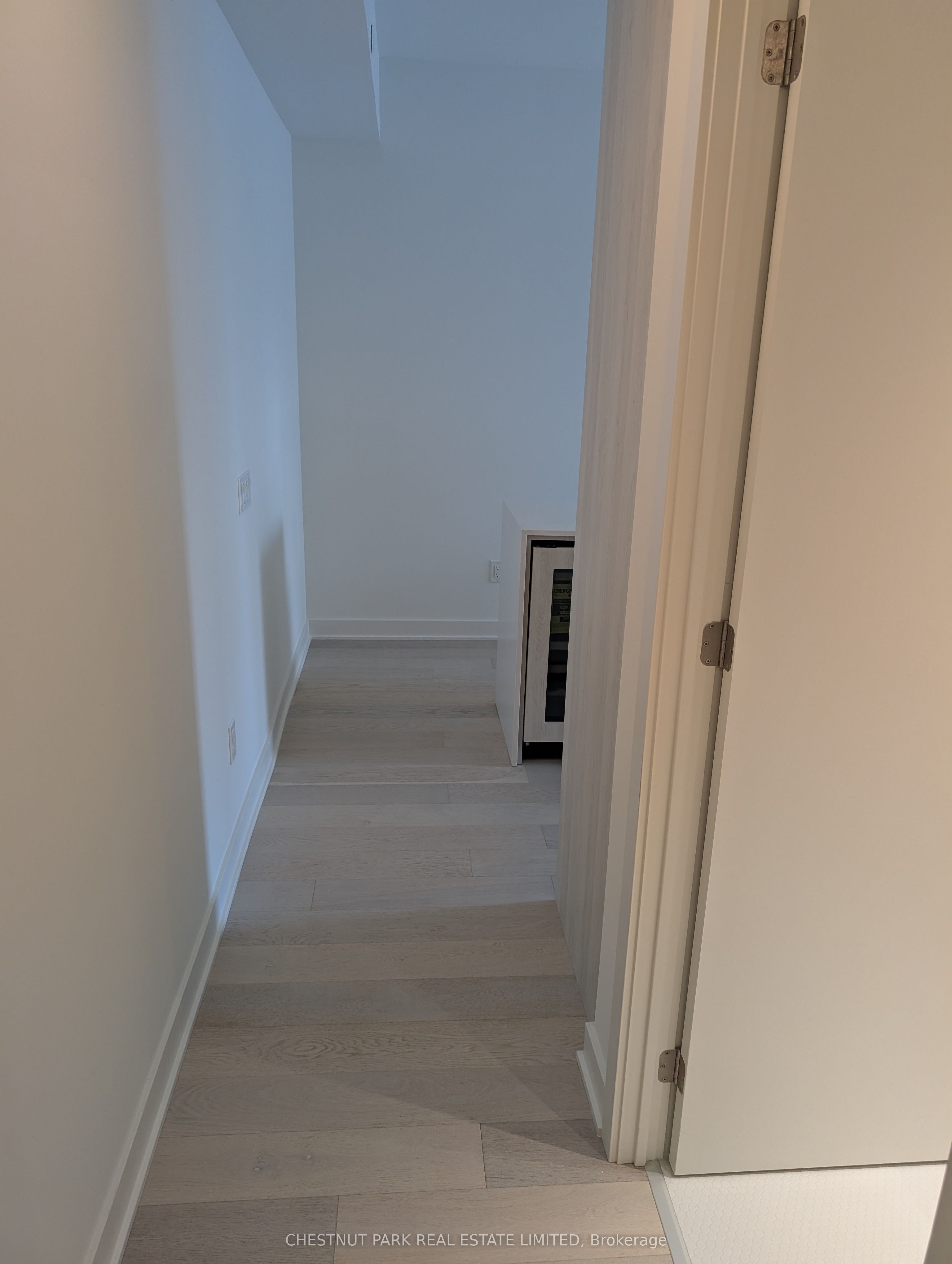 11 Yorkville Avenue 1811, Toronto, ON M4W 1L2 photo 5