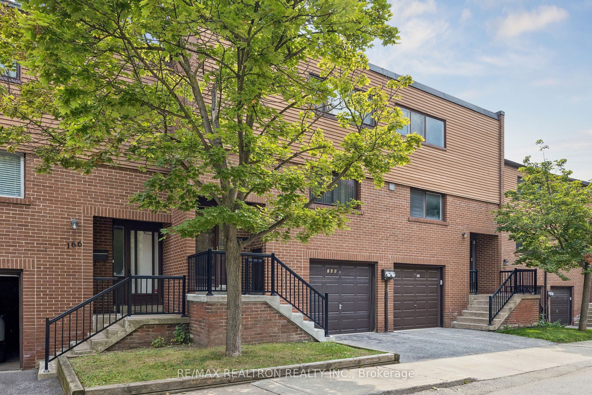 168 Song Meadoway, Toronto, ON M2H 2T7 photo 3