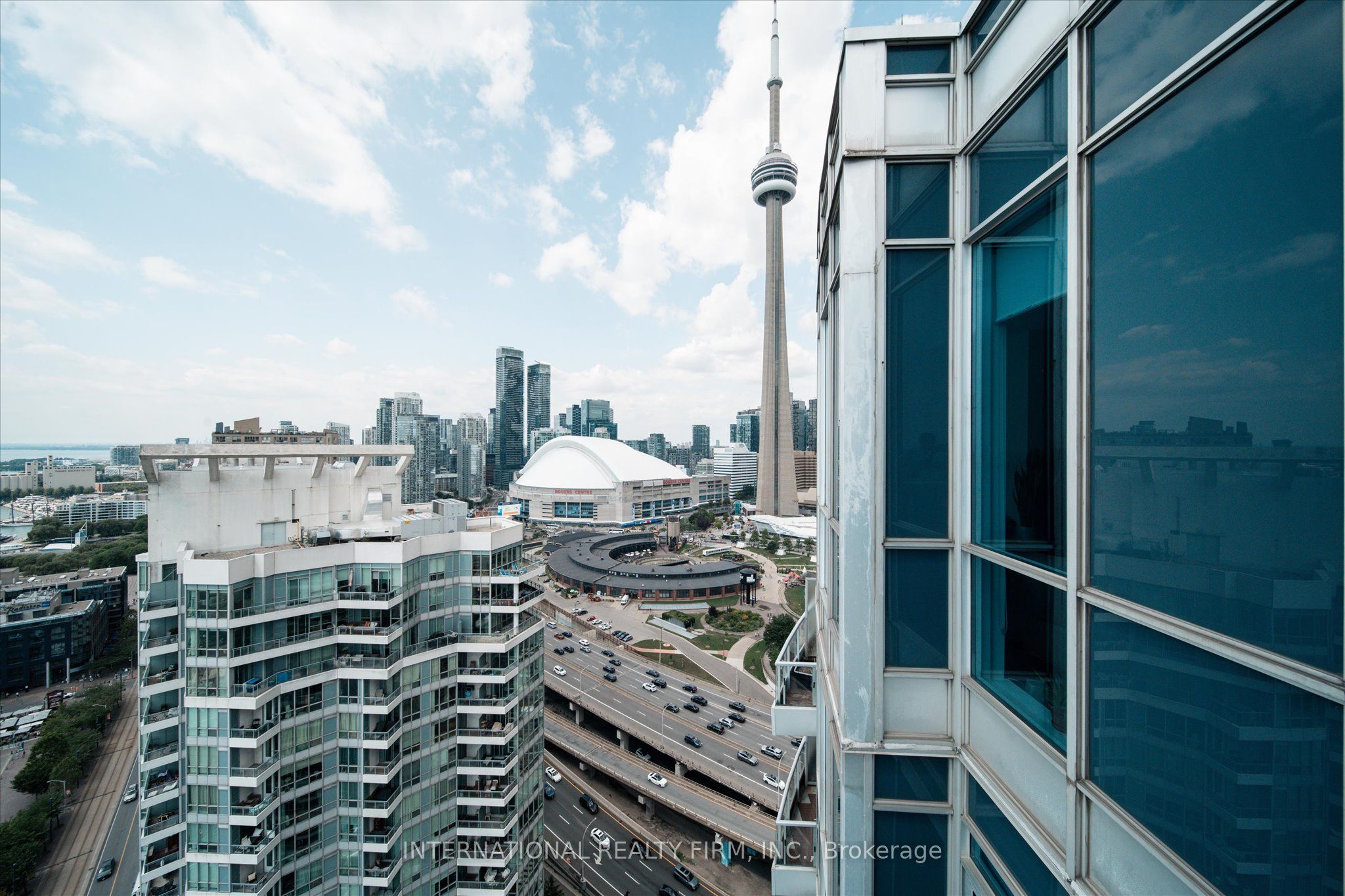 218 Queens Quay W Ph4, Toronto, ON M5J 2Y6 photo 4