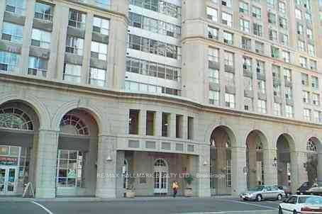 25 The Esplanade 3206, Toronto, ON M5E 1W5
