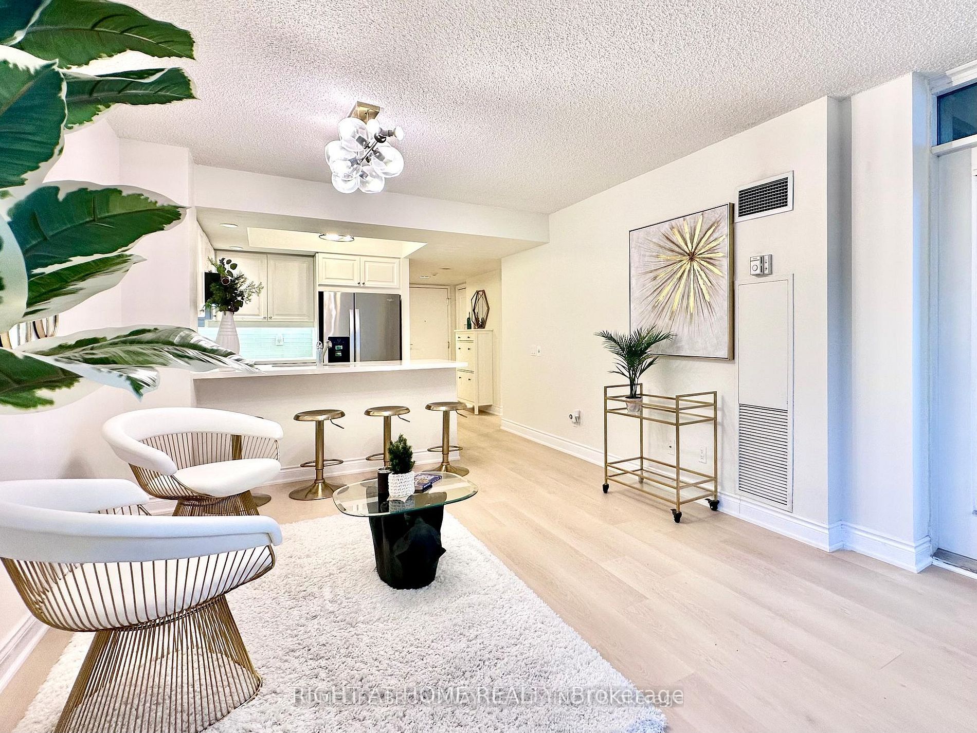 15 Northtown Way 521, Toronto, ON M2N 7A2 photo 2