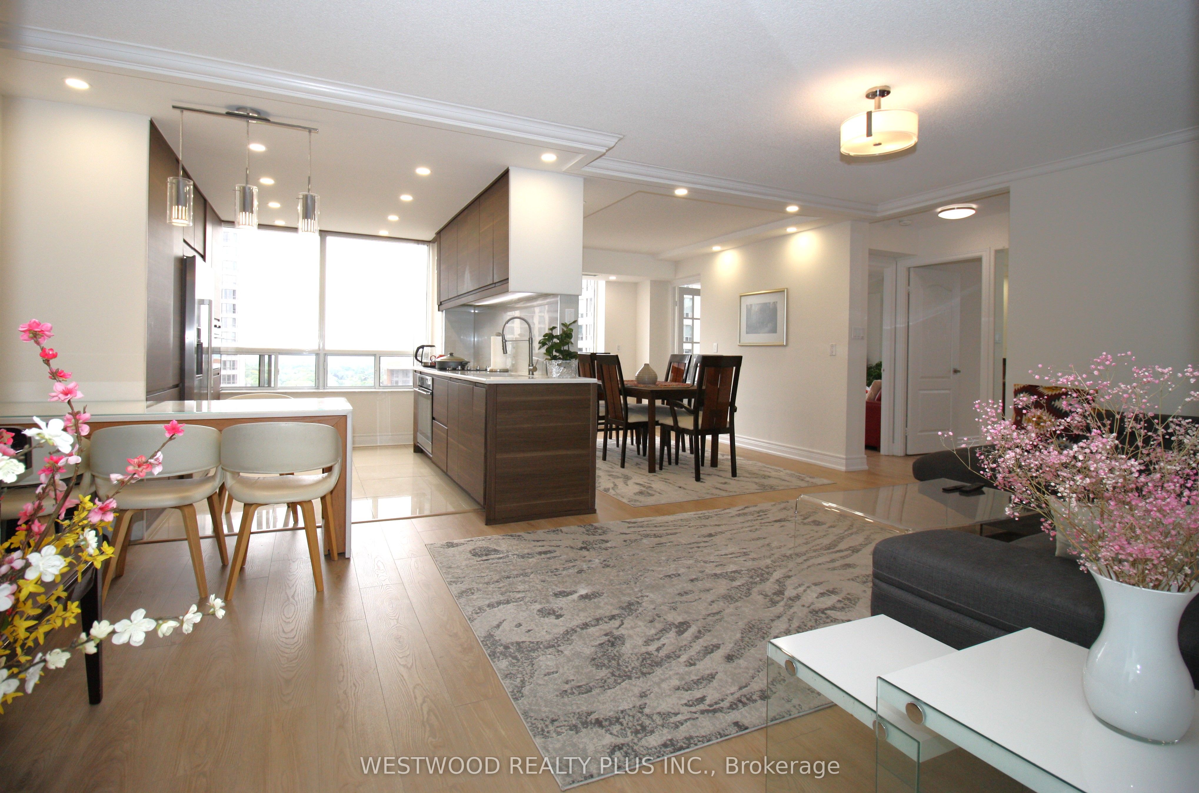 5418 Yonge Street 2502, Toronto, ON M2N 6X4 photo 2