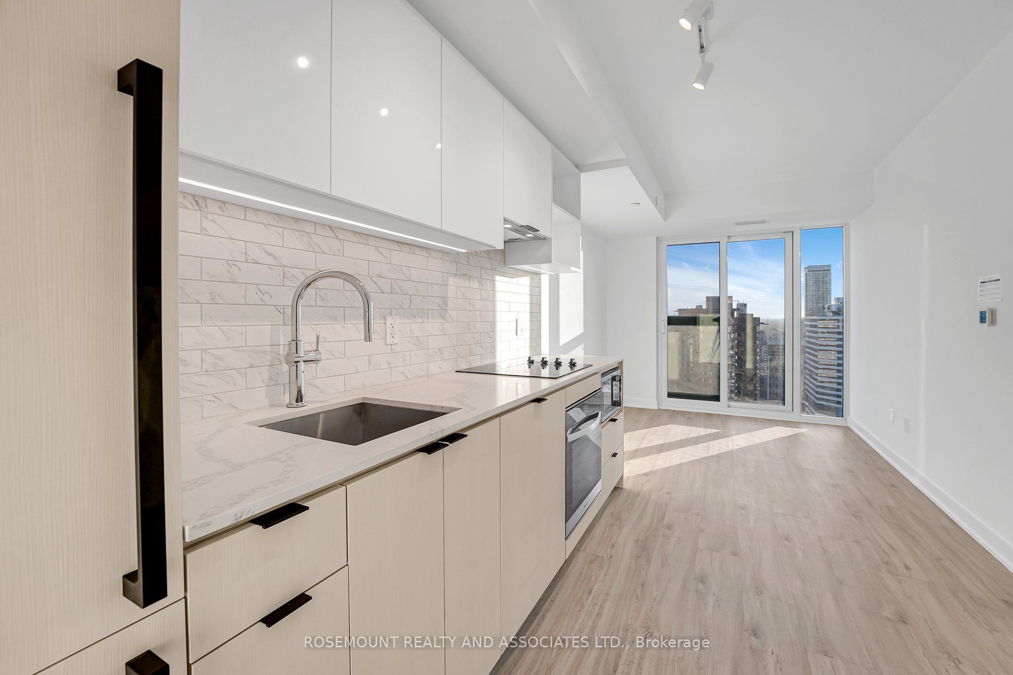252 Church Street 4317, Toronto, ON M5B 0E6 photo 4