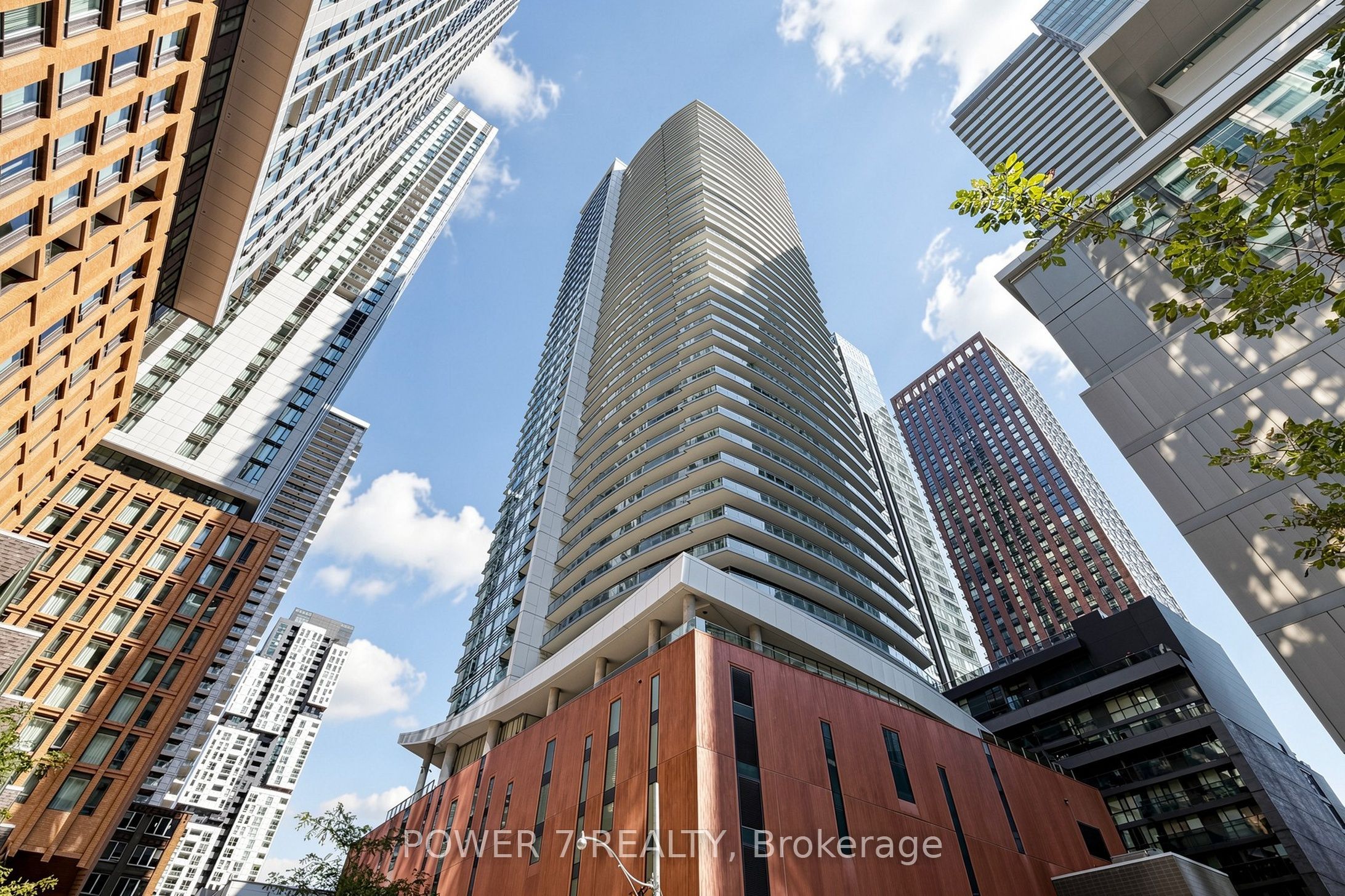 21 Widmer Street 4207, Toronto, ON M5V 0B8