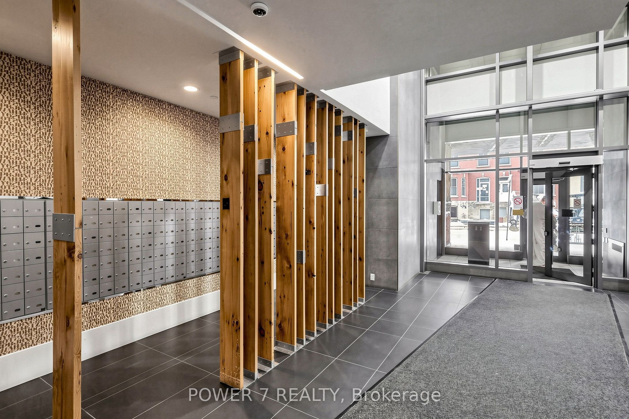 21 Widmer Street 4207, Toronto, ON M5V 0B8 photo 4