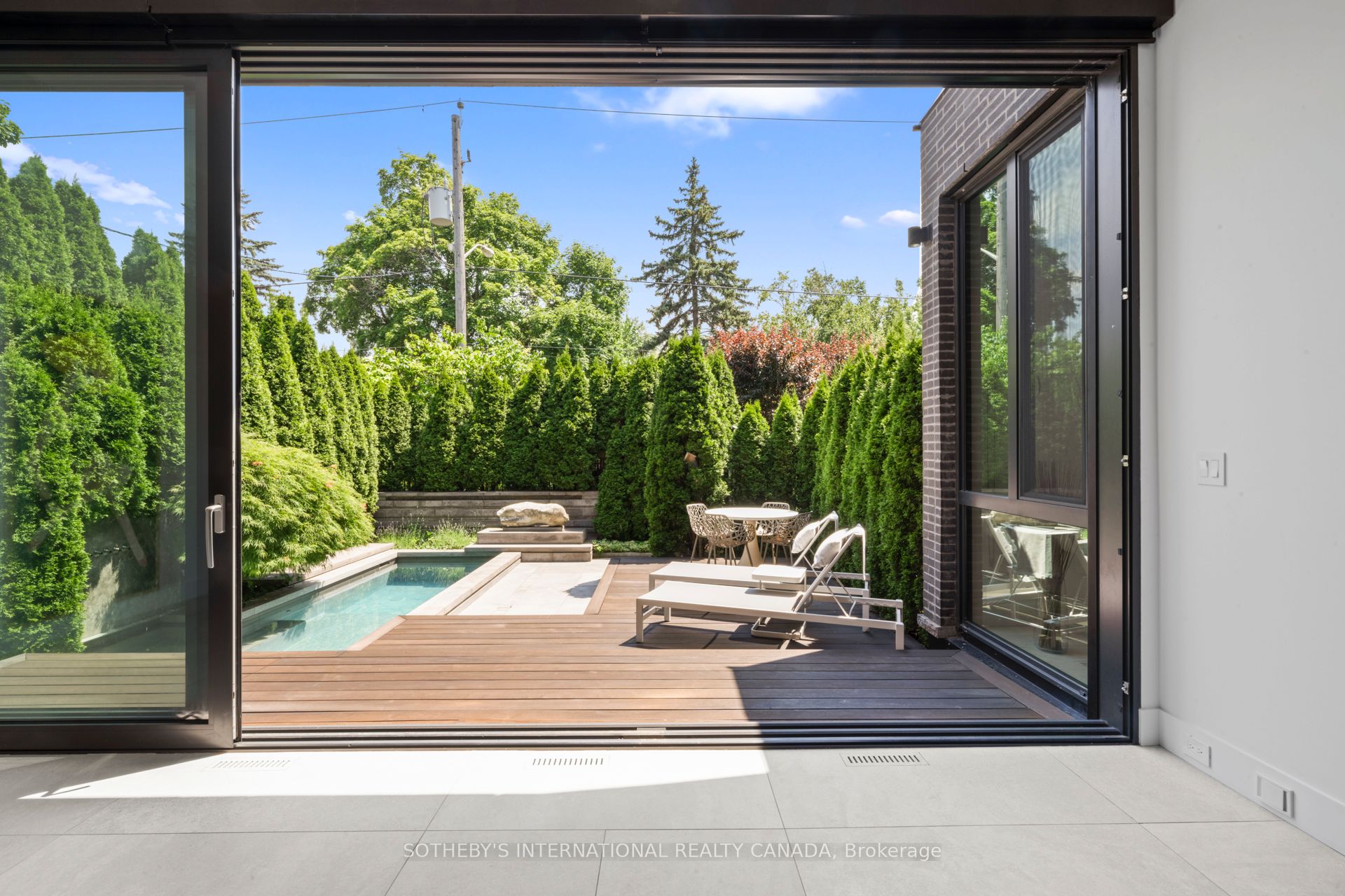108 Stratford Crescent, Toronto, ON M4N 1C6 photo 5
