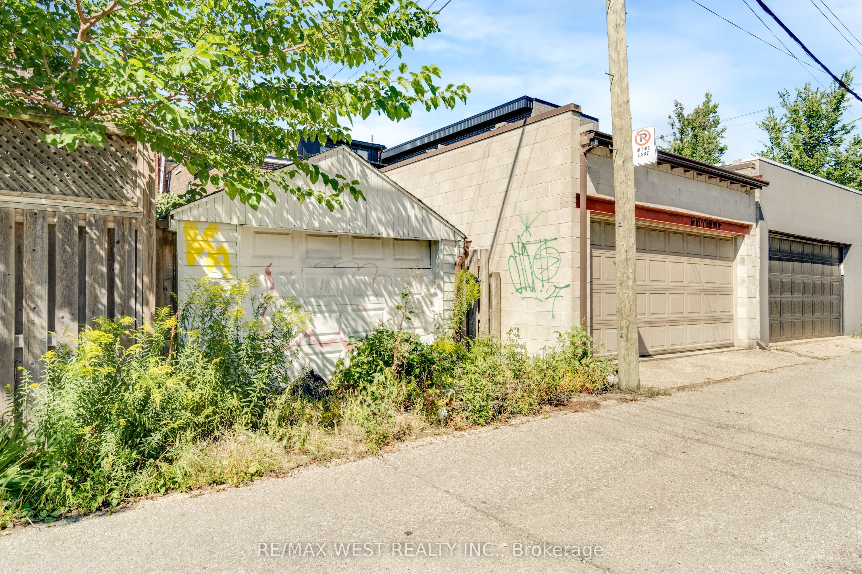 649 Crawford Street N, Toronto, ON M6G 3K1 photo 4