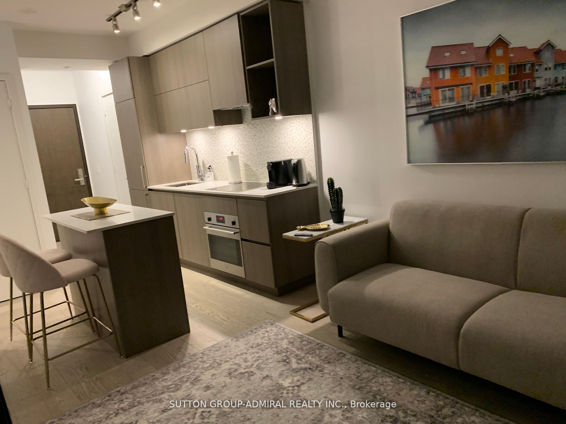 1 Yorkville Avenue 2203, Toronto, ON M4W 1L1 photo 2