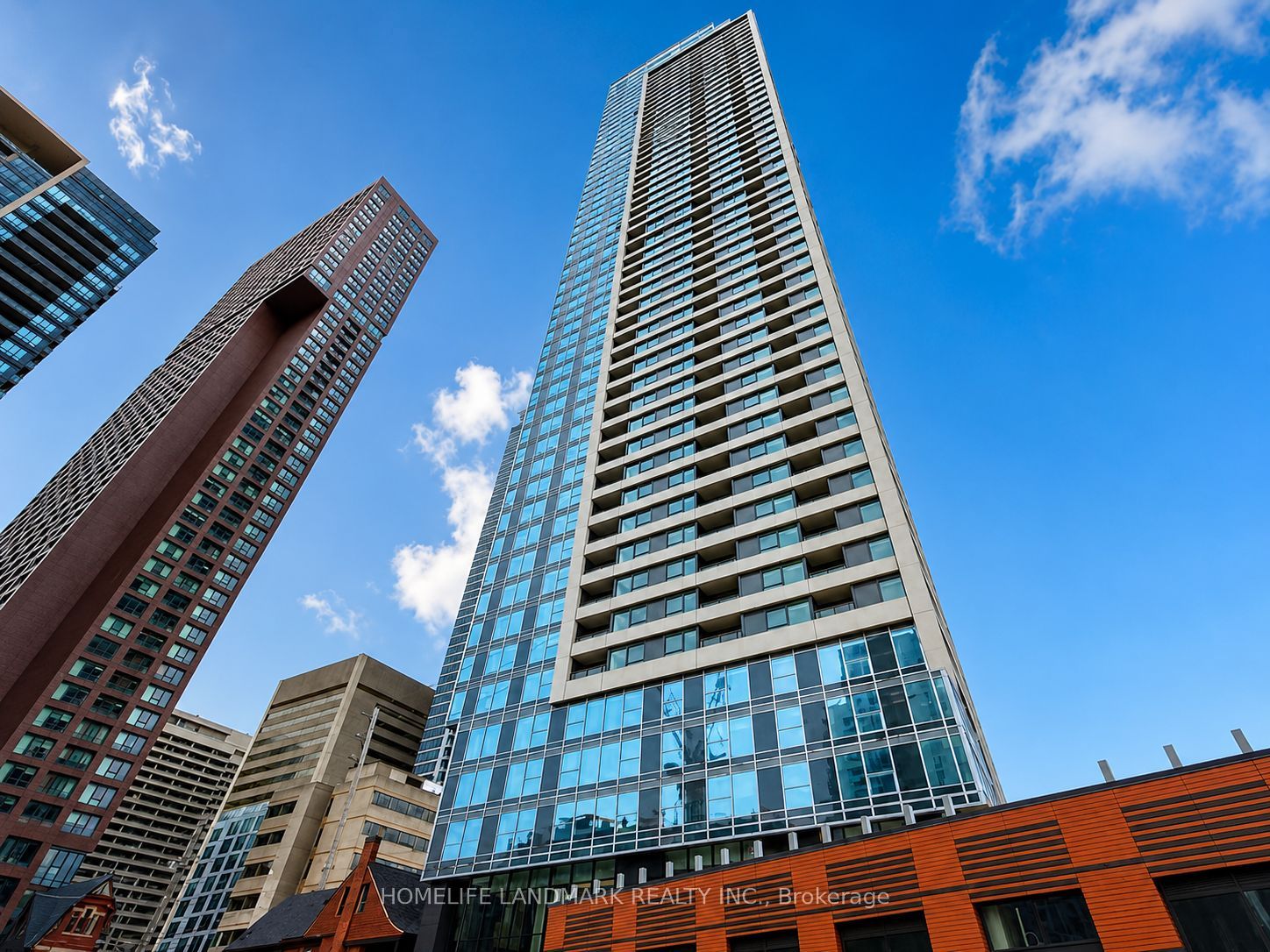 609 Sherbourne Street 4903, Toronto, ON M4X 0A4
