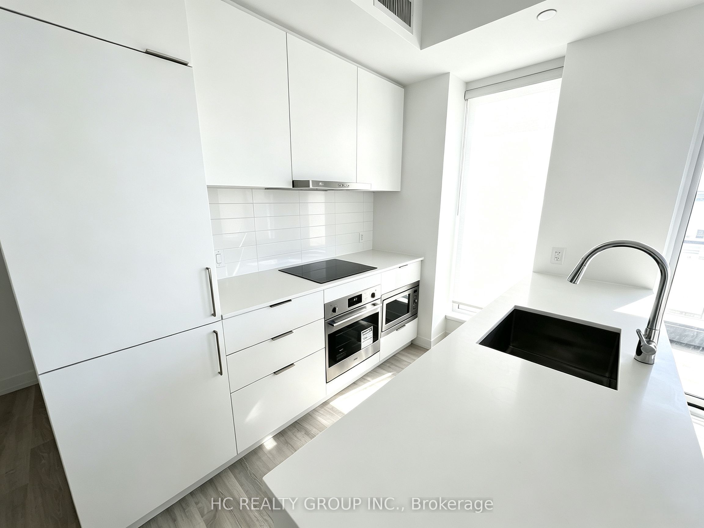 8 Olympic Garden Drive 2506, Toronto, ON M2M 0B9 photo 5