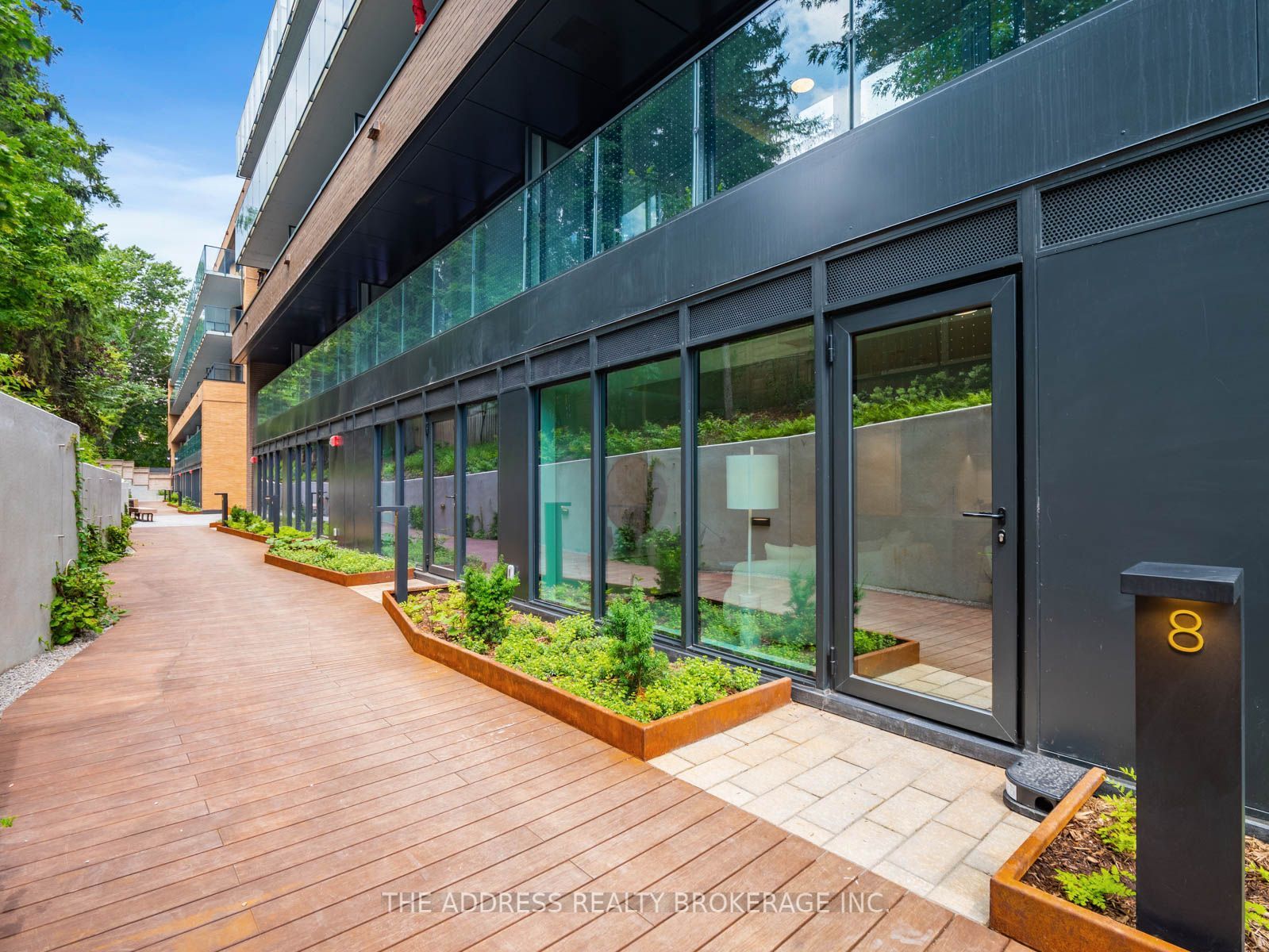 1720 Bayview Avenue E TH08, Toronto, ON M4G 0E5 photo 3
