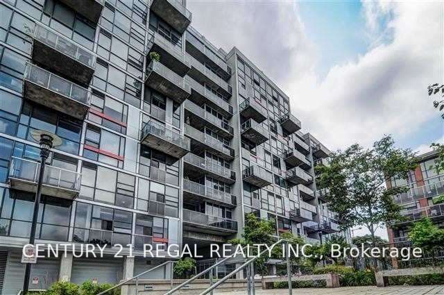 60 Bathurst Street 305, Toronto, ON M5V 2P4 photo 4