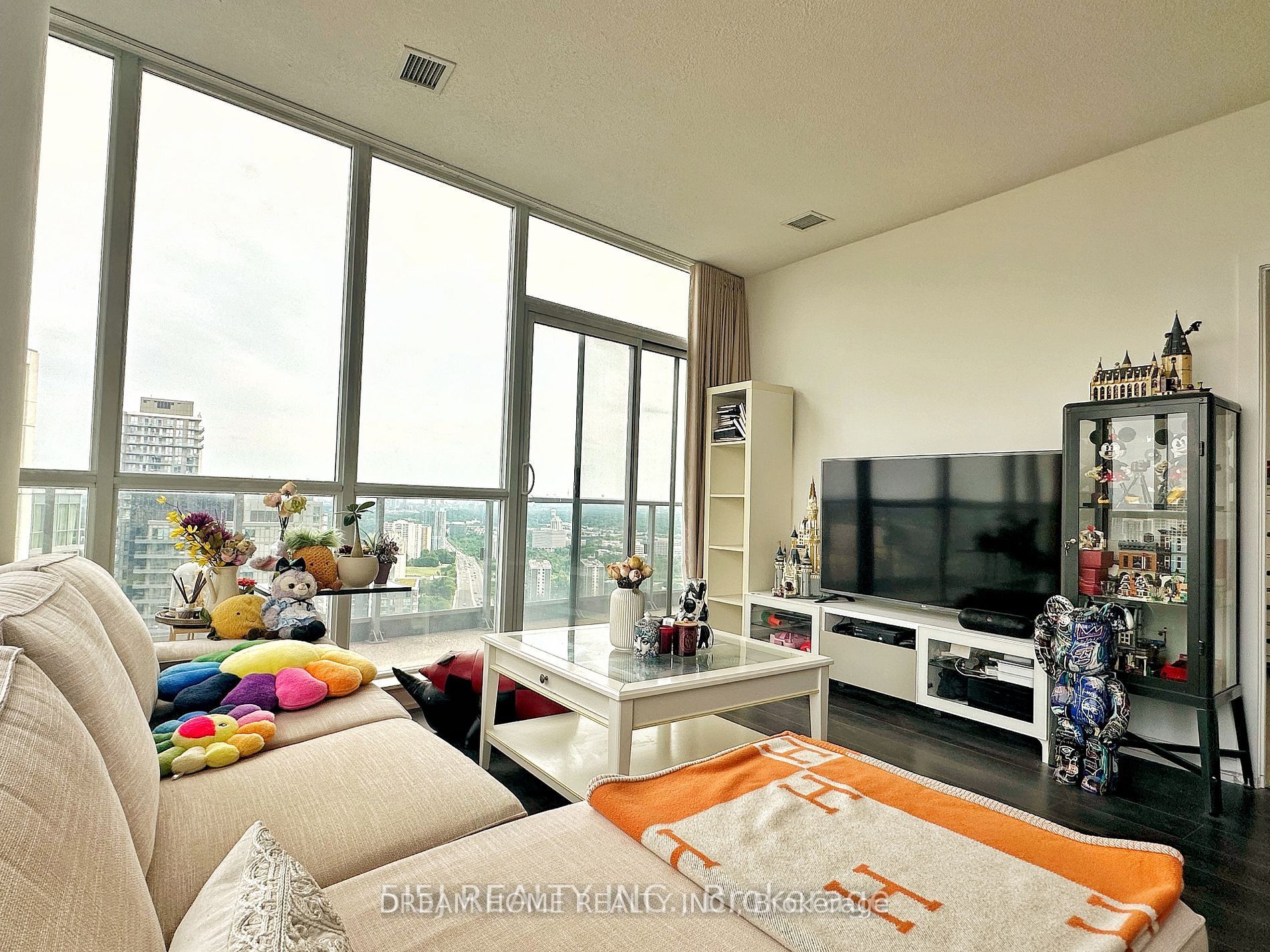 66 Forest Manor Road 2608, Toronto, ON M2J 0B7 photo 4