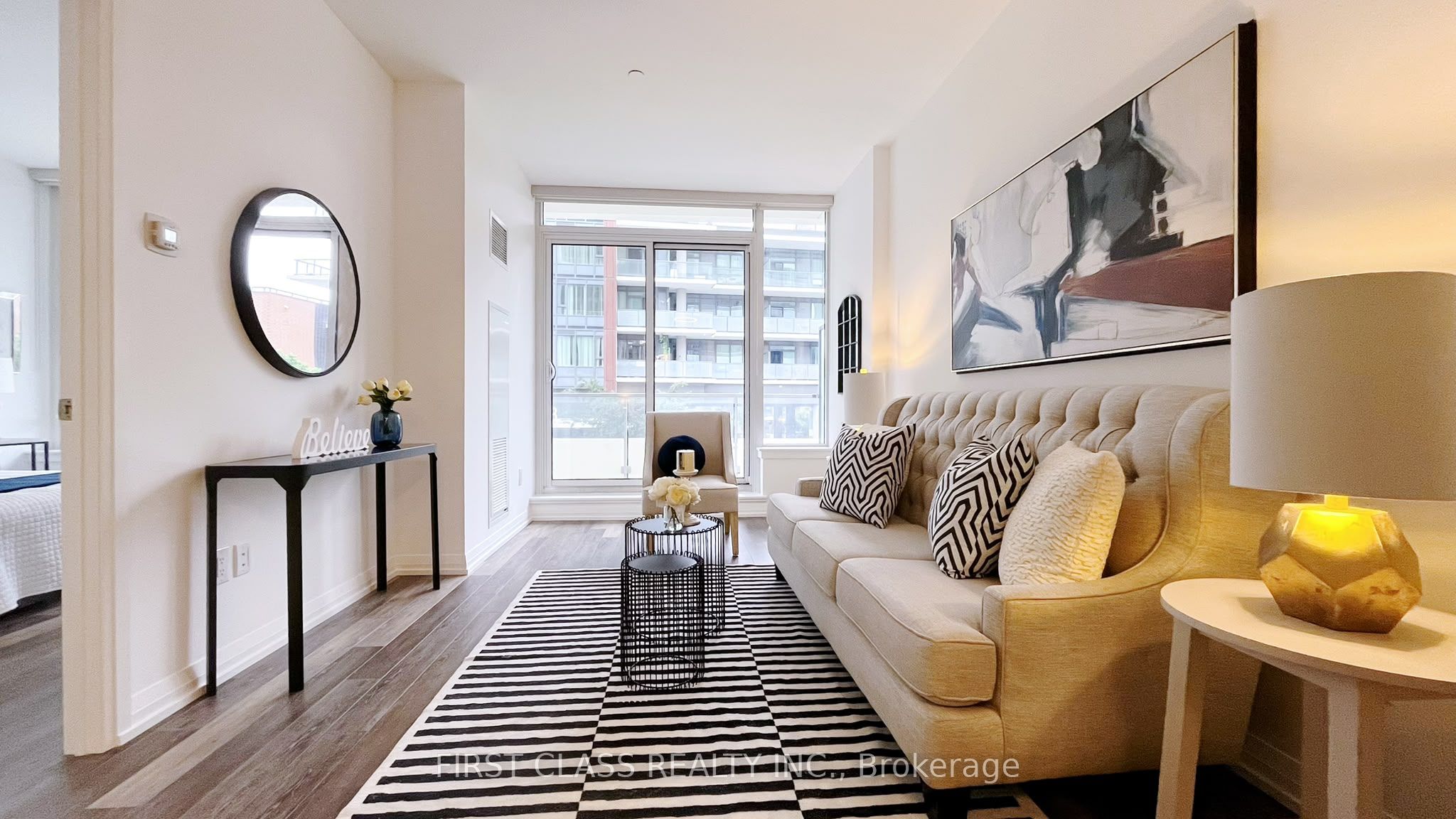 75 Canterbury Place 208, Toronto, ON M2N 0L2 photo 2