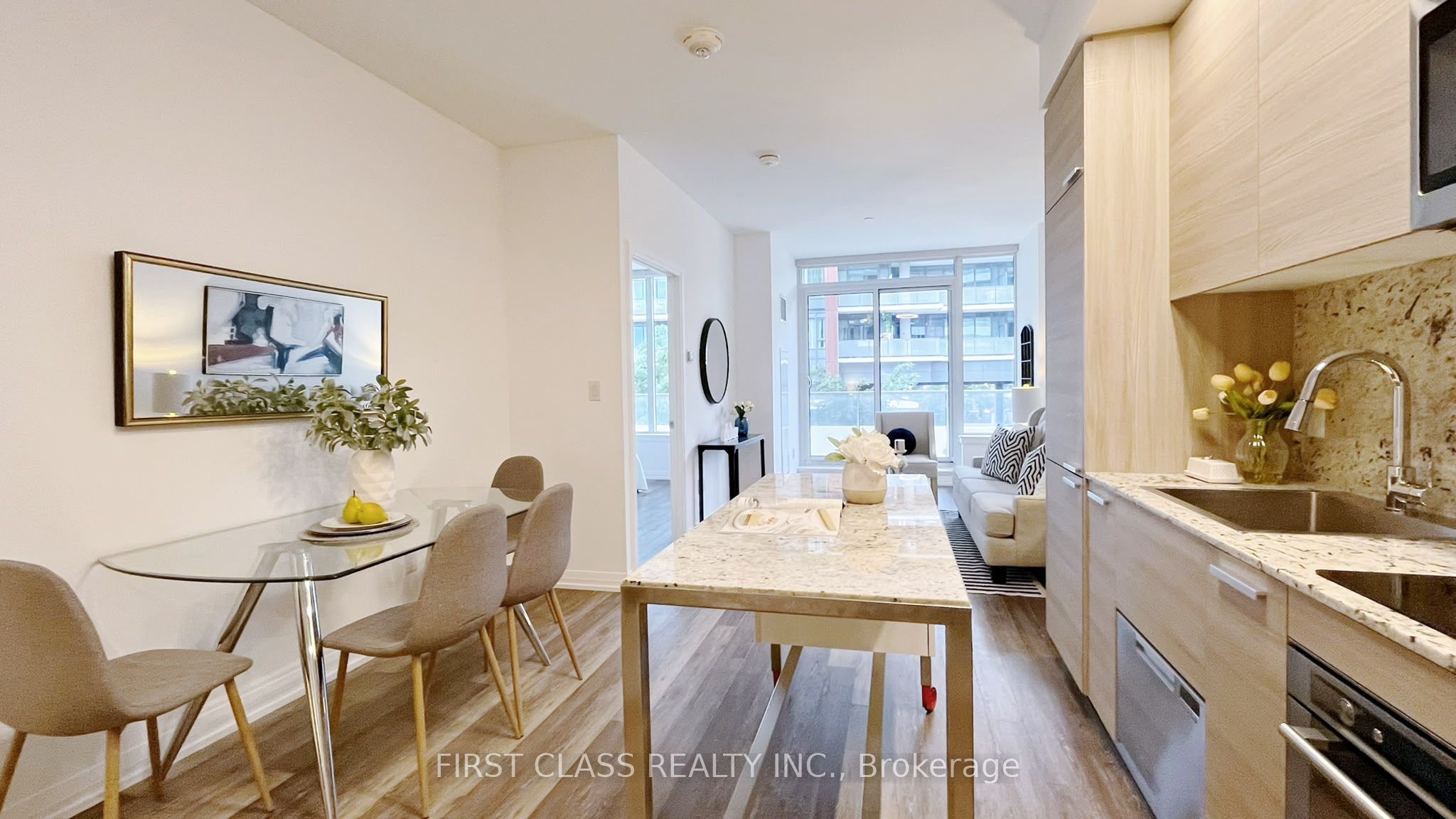 75 Canterbury Place 208, Toronto, ON M2N 0L2 photo 5