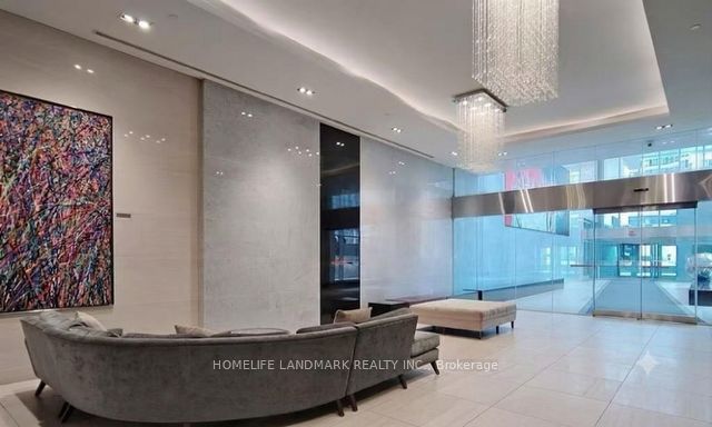 386 Yonge Street 4206, Toronto, ON M5B 0A5 photo 3