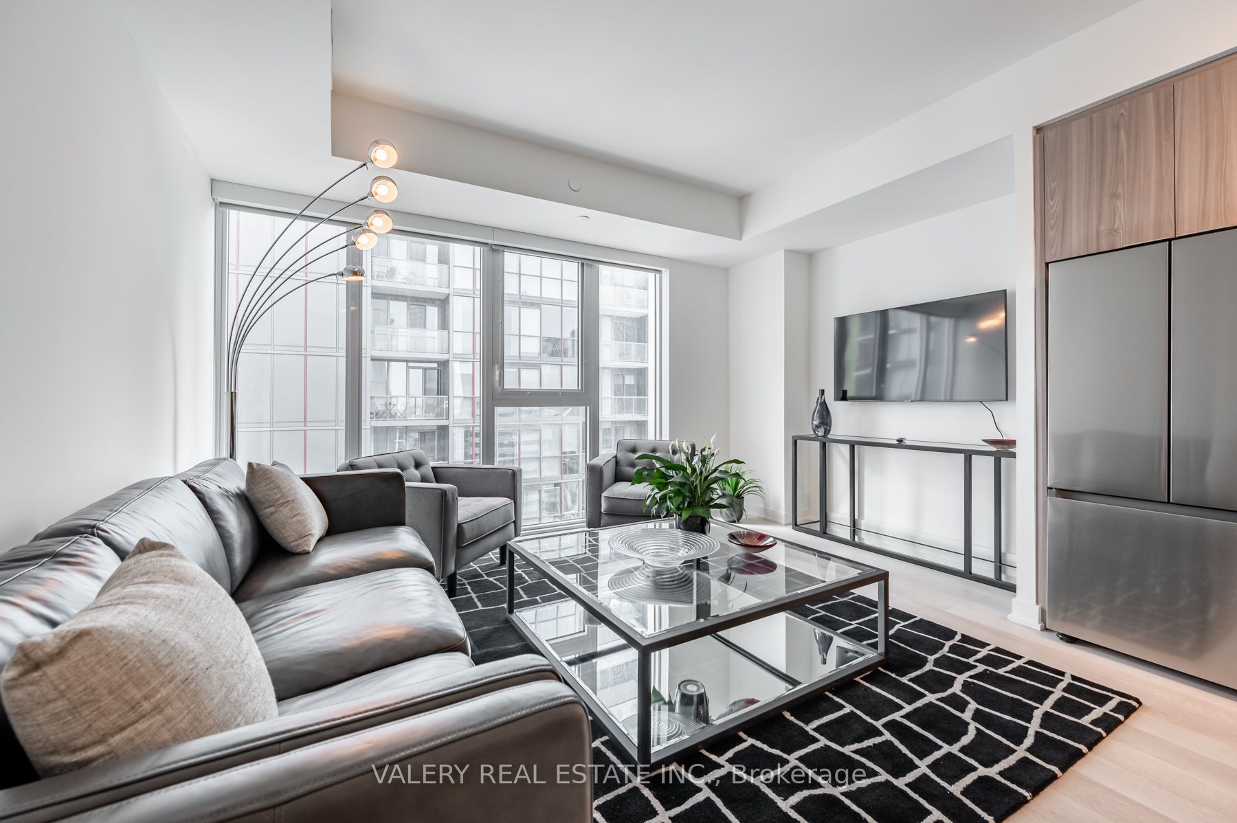 357 King Street W 3109, Toronto, ON M5V 0S7 photo 4