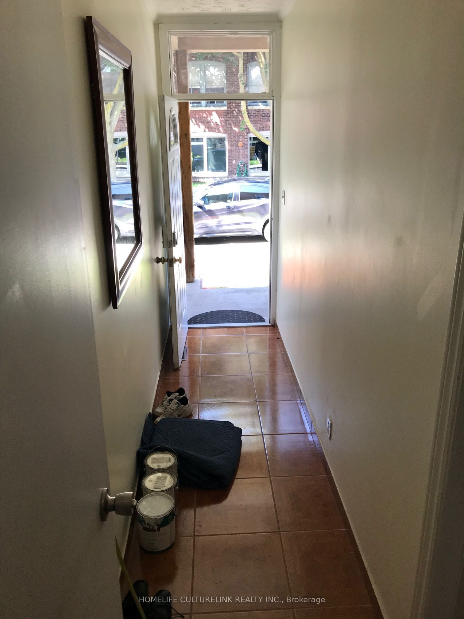 65 Stafford Street Main, Toronto, ON M6J 2R7