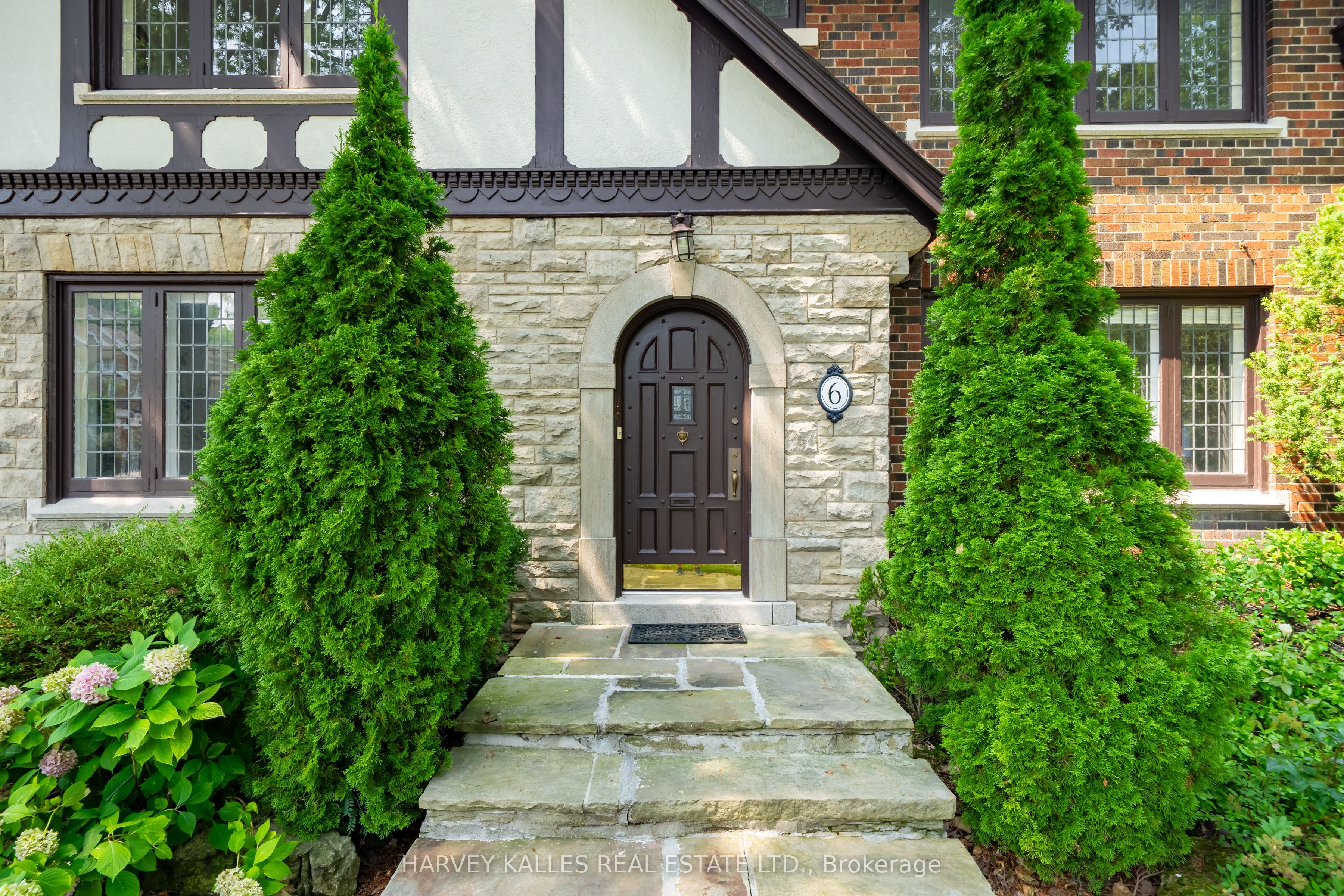 6 Browside Avenue, Toronto, ON M5P 2V1 photo 4
