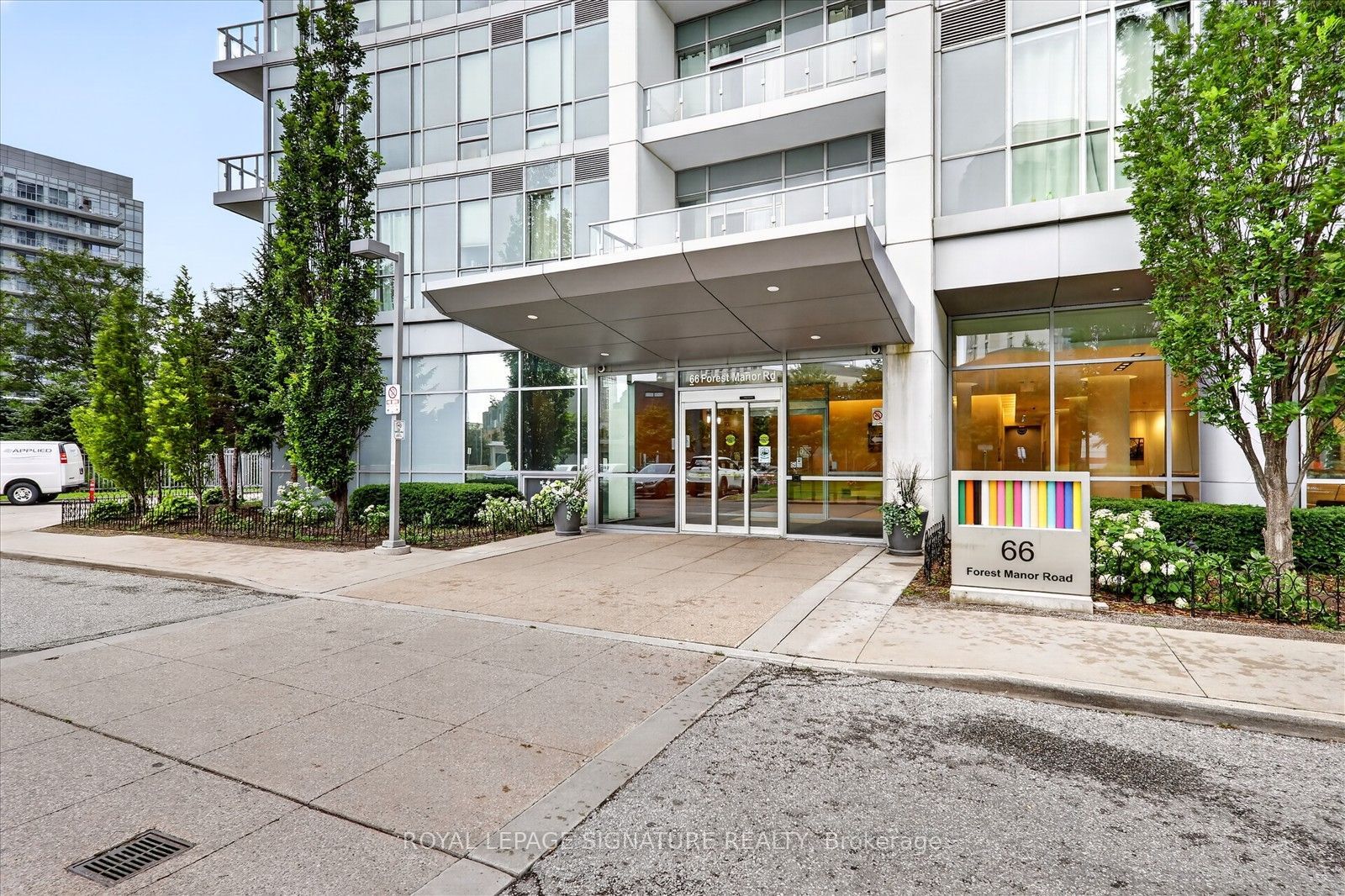 66 Forest Manor Road 2112, Toronto, ON M2J 0B7 photo 3