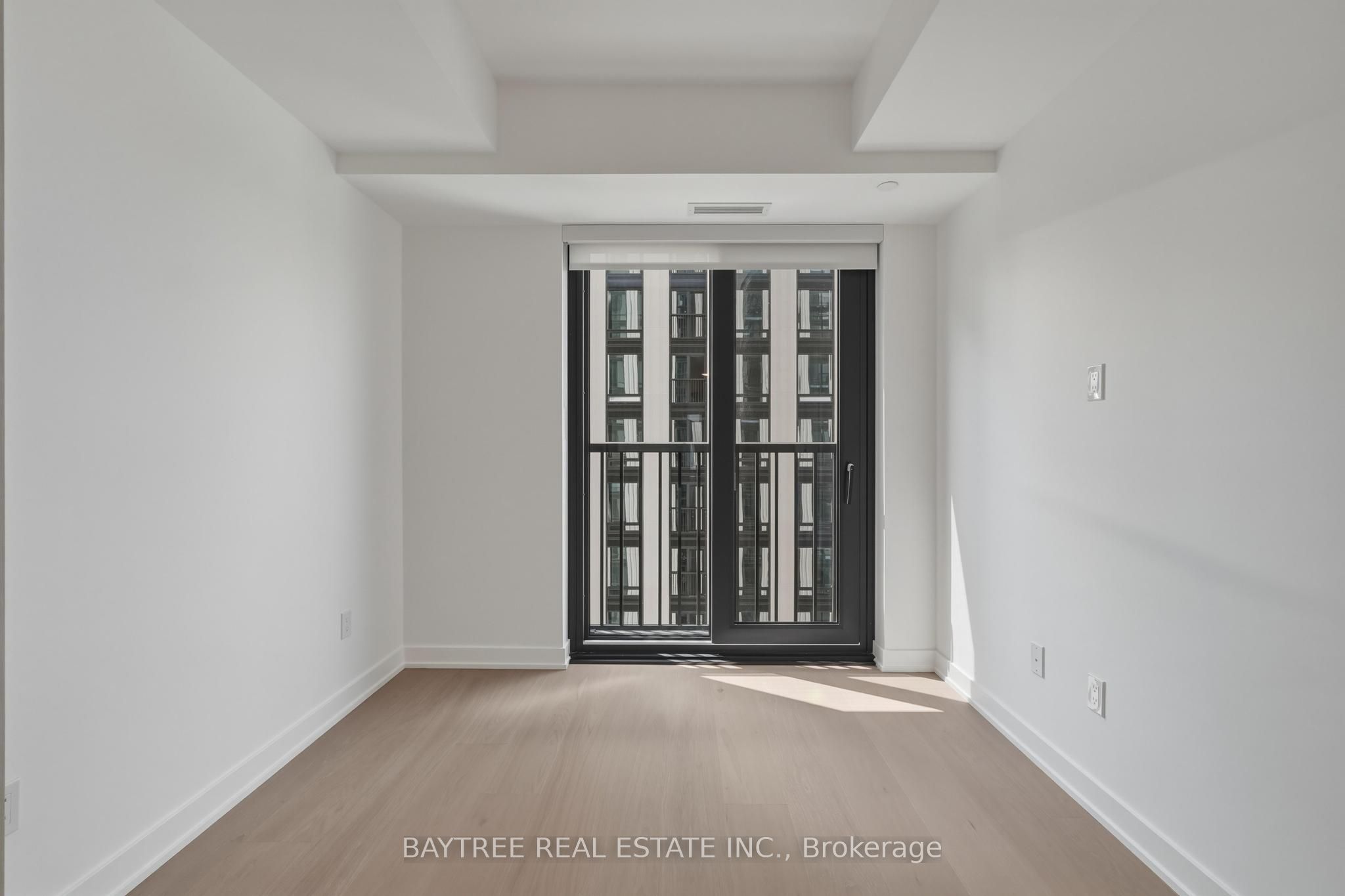 89 Montclair Avenue 1826, Toronto, ON M5P 0A9 photo 4