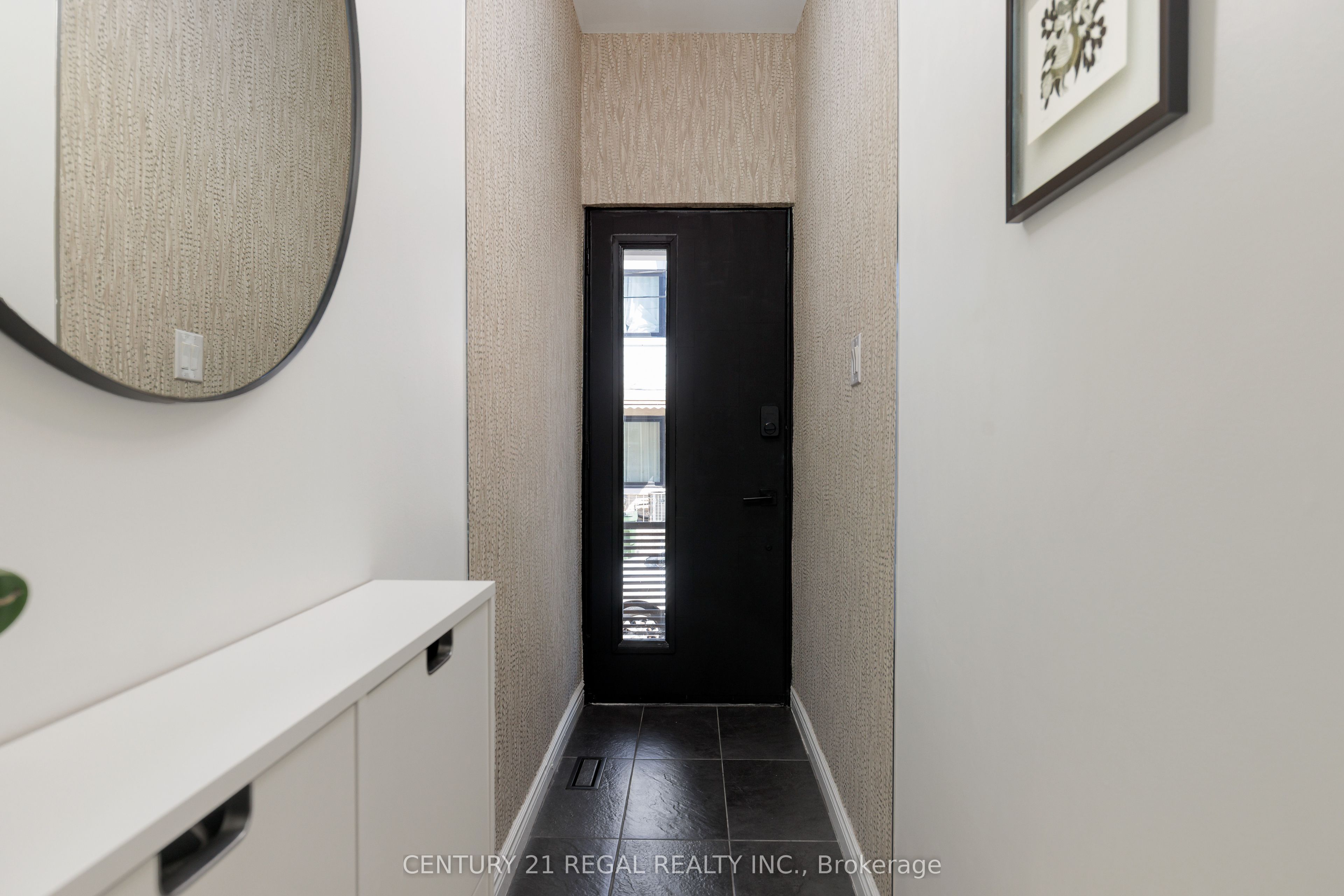 55 Shirley Street, Toronto, ON M6K 1T2 photo 4