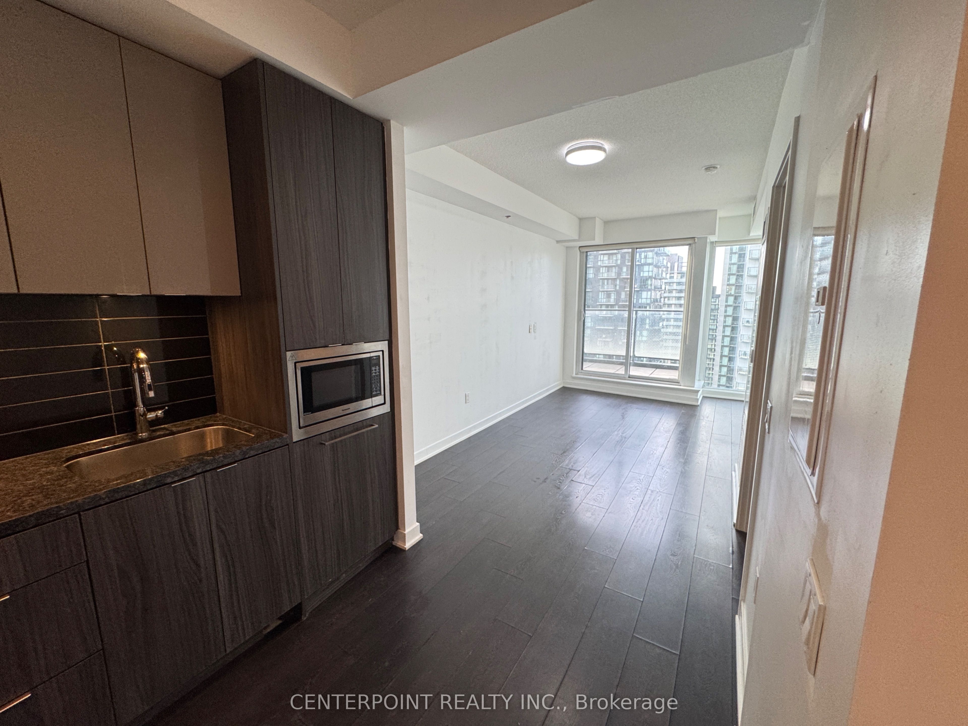 125 Blue Jays Way 4307, Toronto, ON M5V 0N5