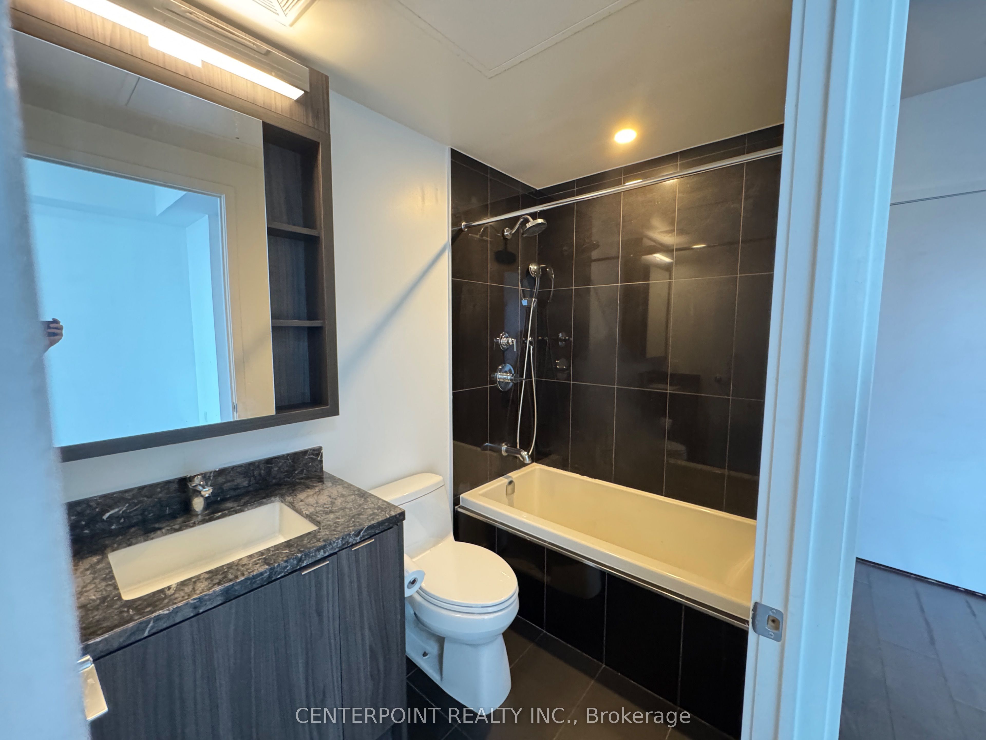 125 Blue Jays Way 4307, Toronto, ON M5V 0N5 photo 5