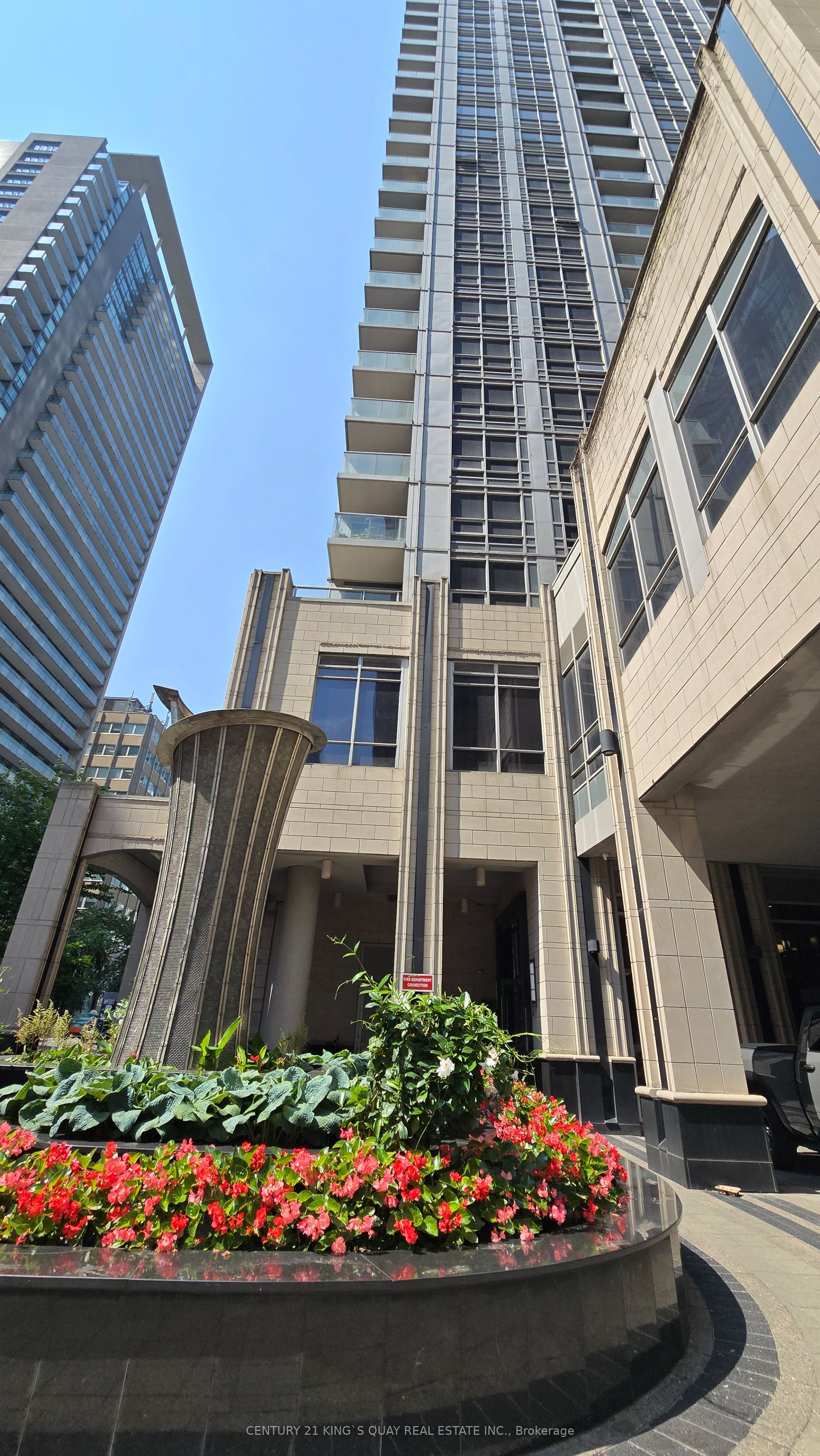 763 Bay Street 2714, Toronto, ON M5G 2R3 photo 2
