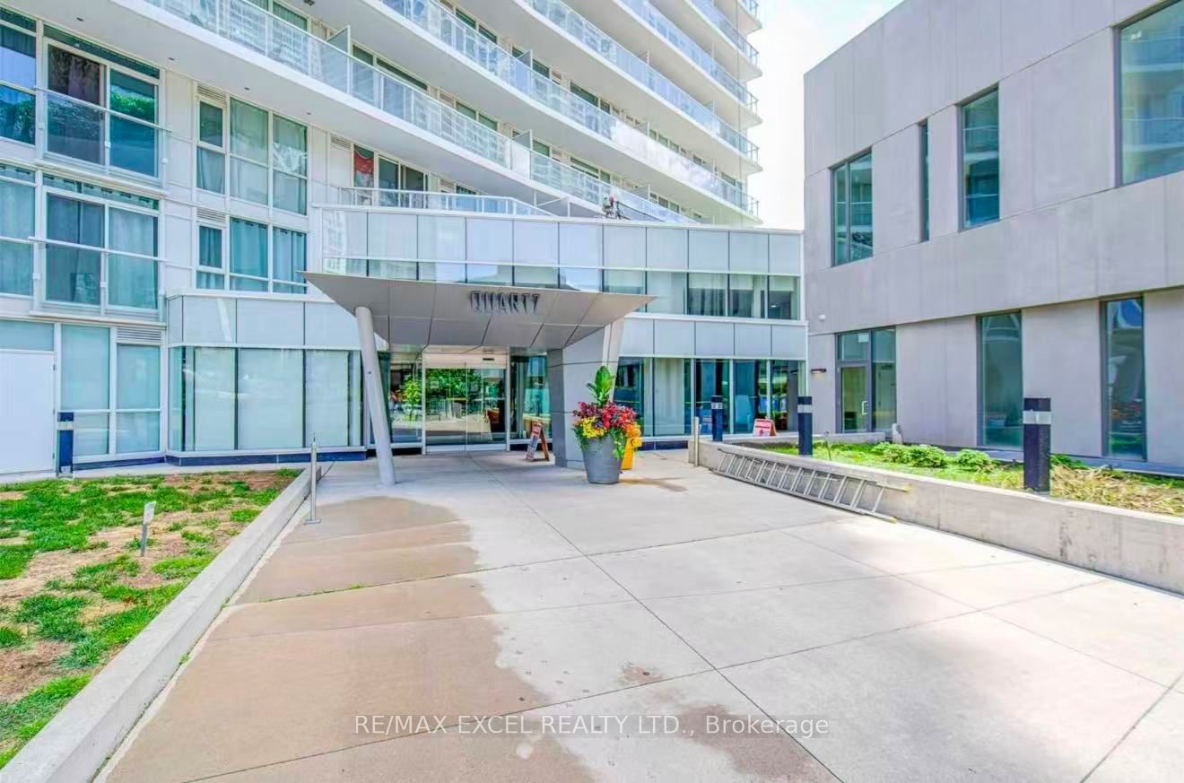 75 Queens Wharf Road 1915, Toronto, ON M5V 0J8 photo 5