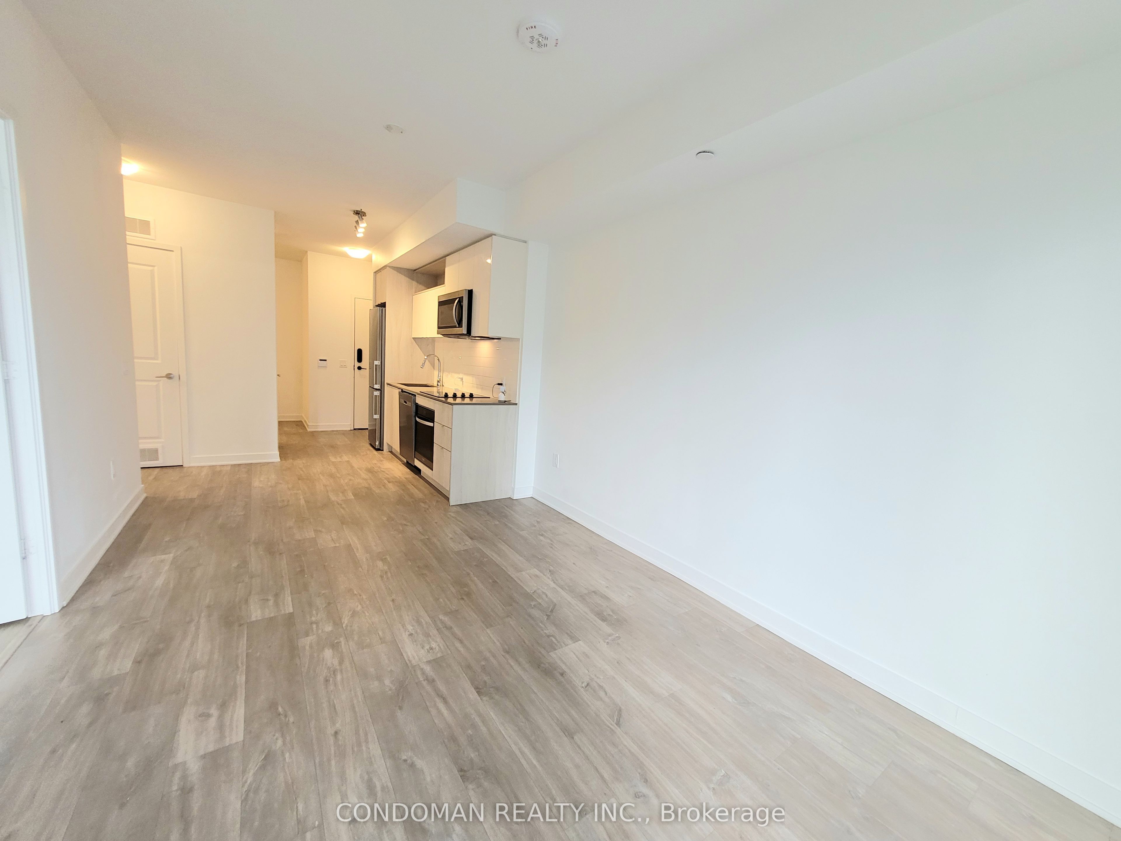 100 Dalhousie Street 2408, Toronto, ON M5B 0C7 photo 3