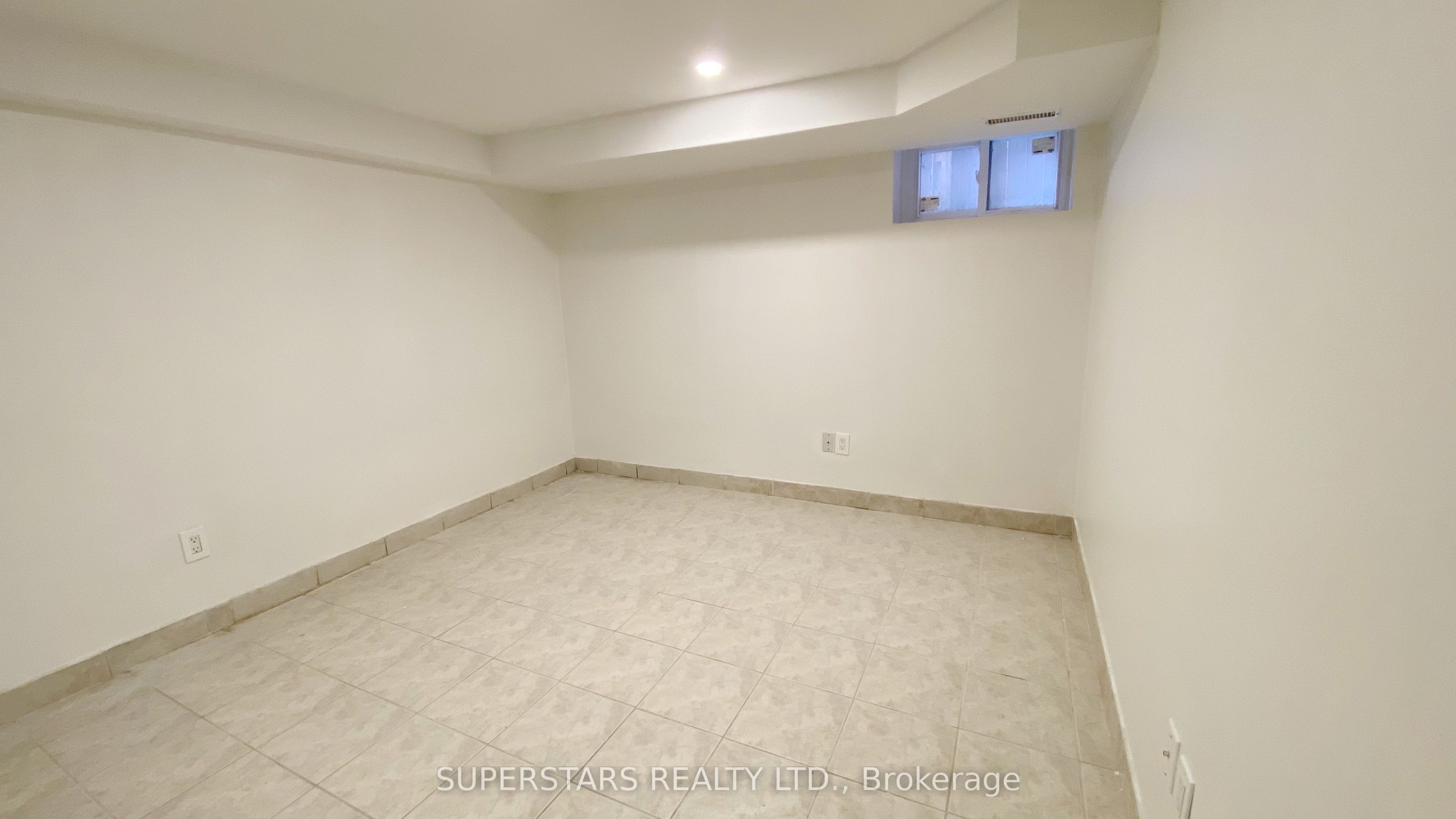 122 Huron Street 1, Toronto, ON M5T 2B3 photo 4