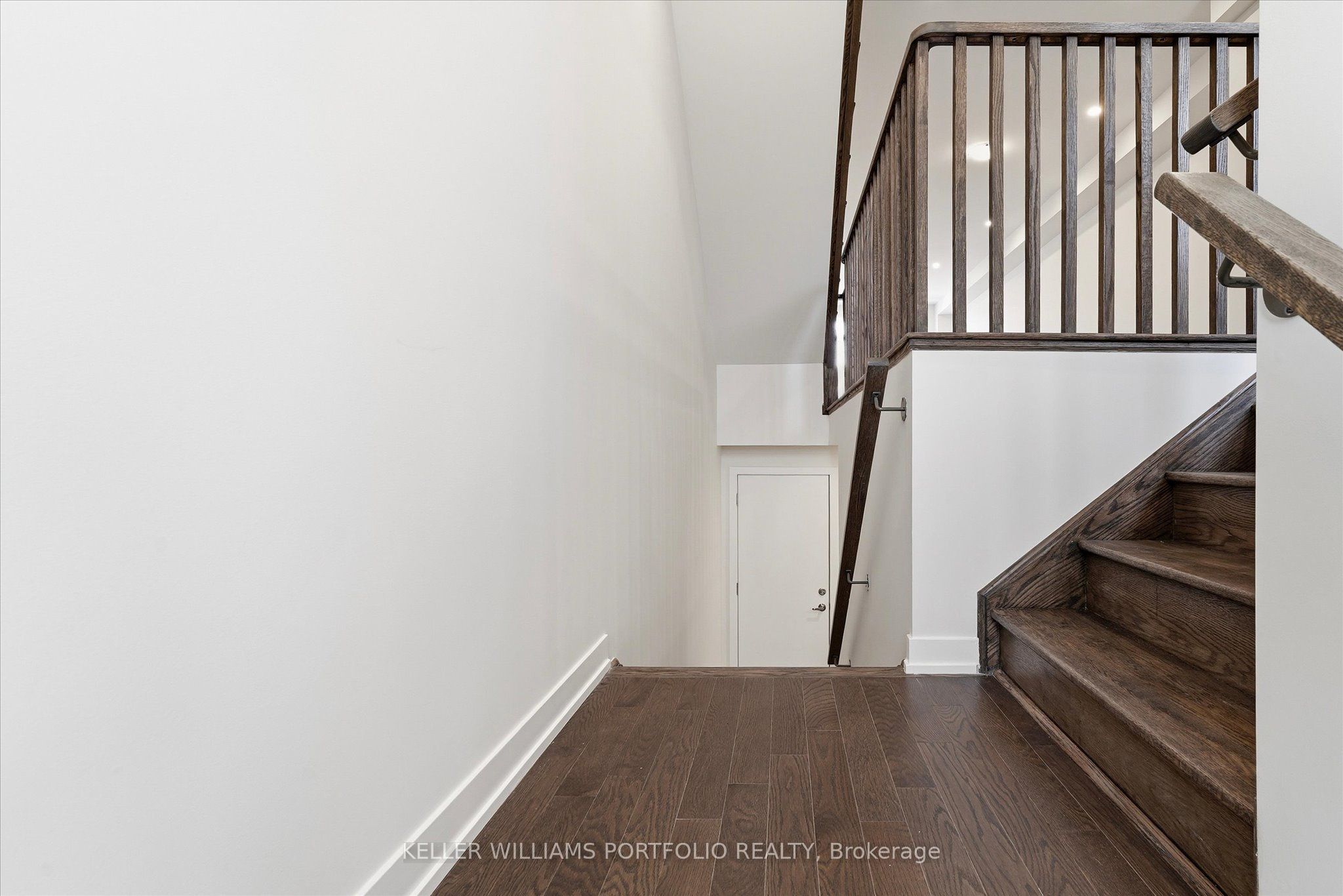 372 Lawrence Heights Way, Toronto, ON M6A 0E8 photo 5
