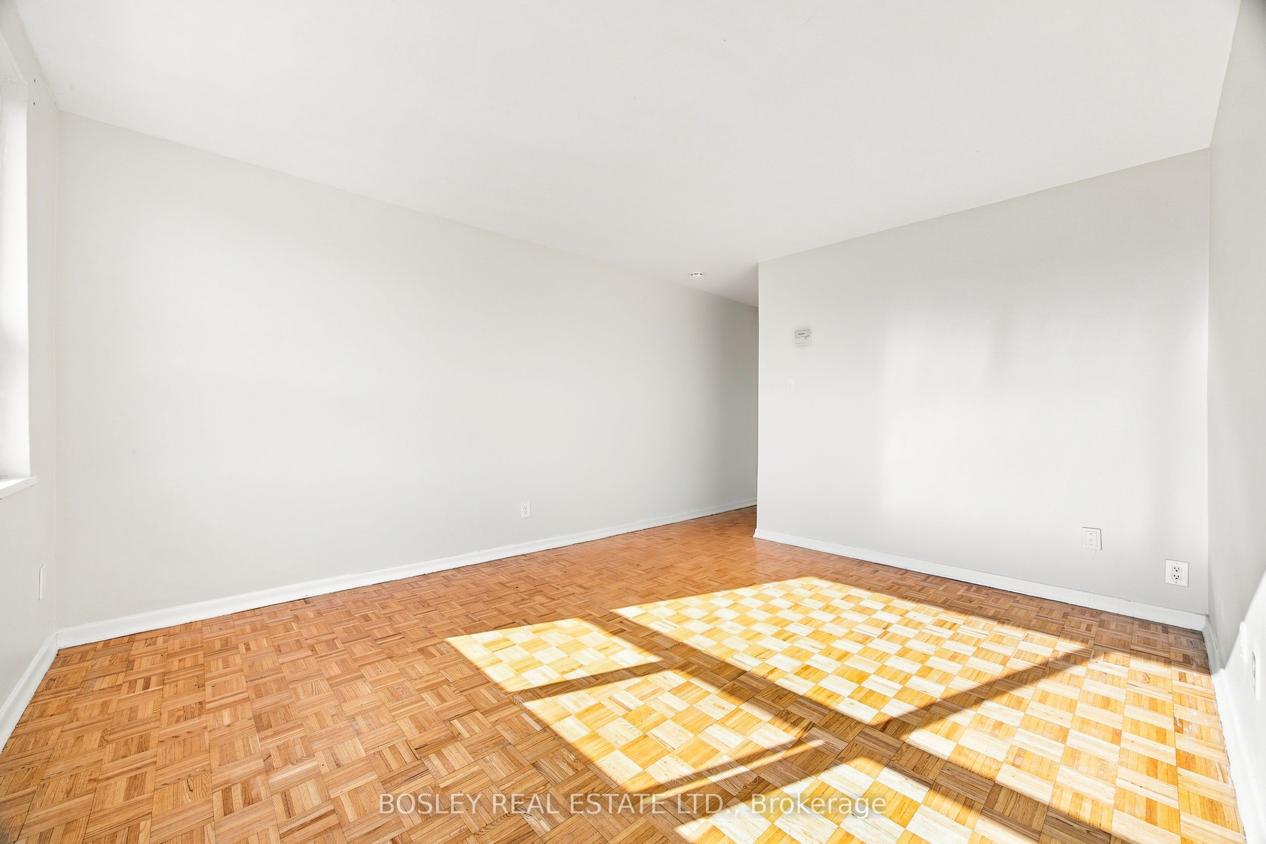 85 Lawton Boulevard 310, Toronto, ON M4V 1Z7 photo 5